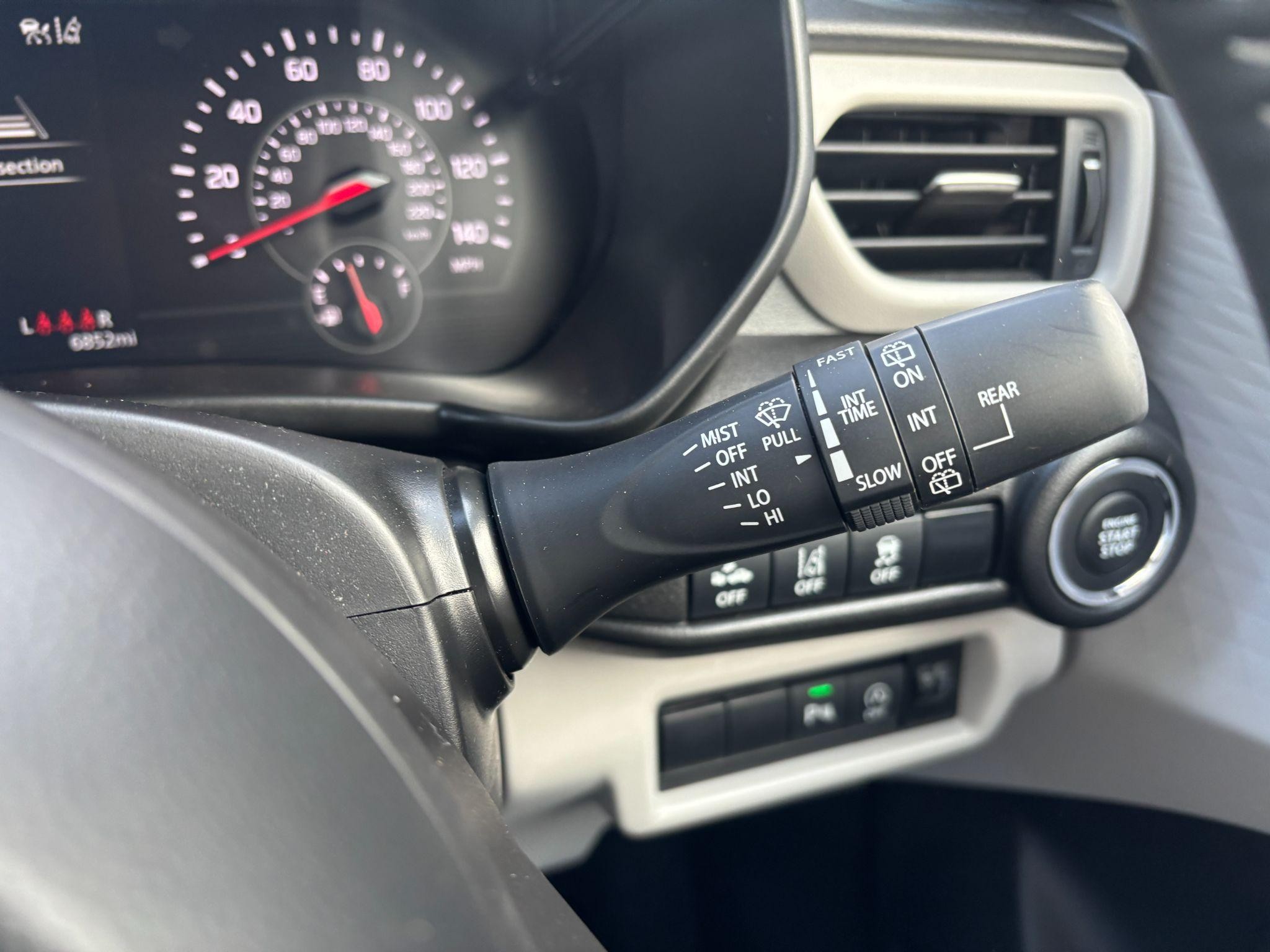 Suzuki Swift Image 24