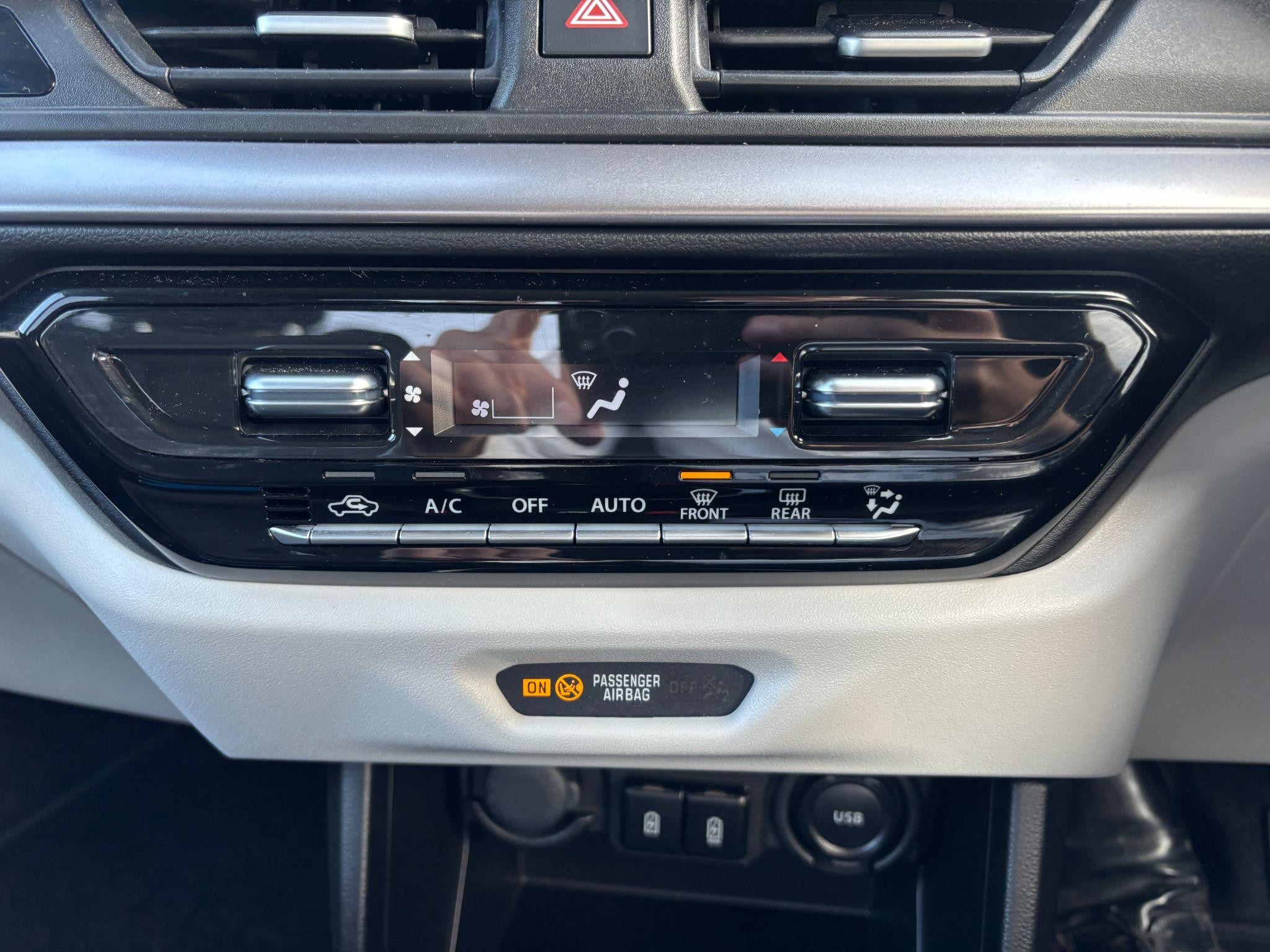 Suzuki Swift Image 28