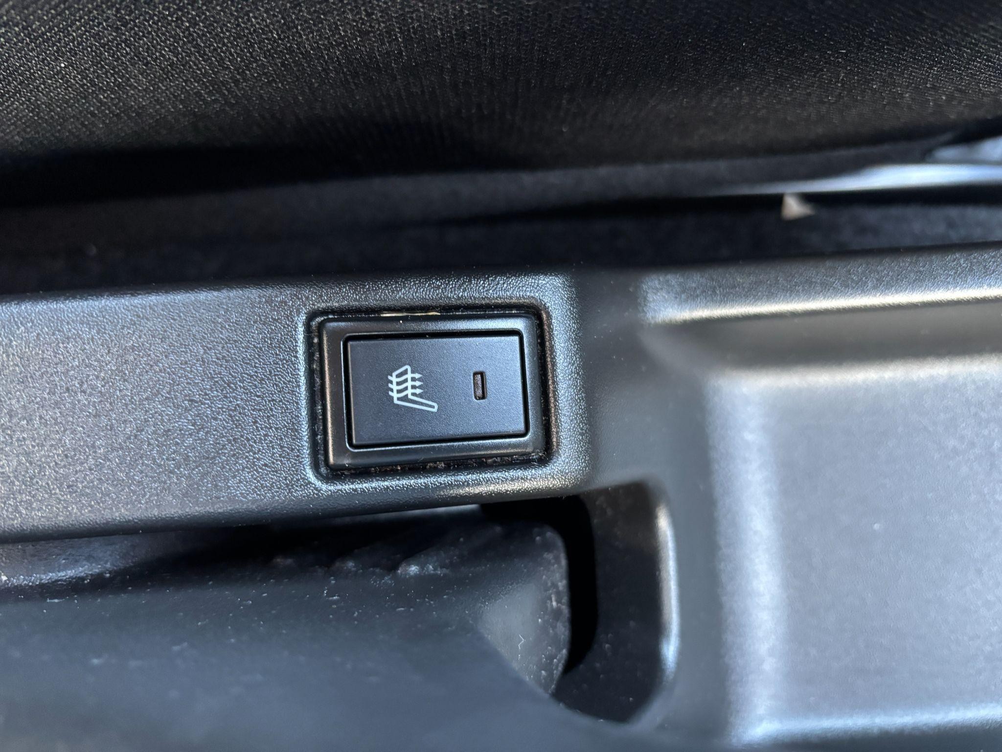 Suzuki Swift Image 29