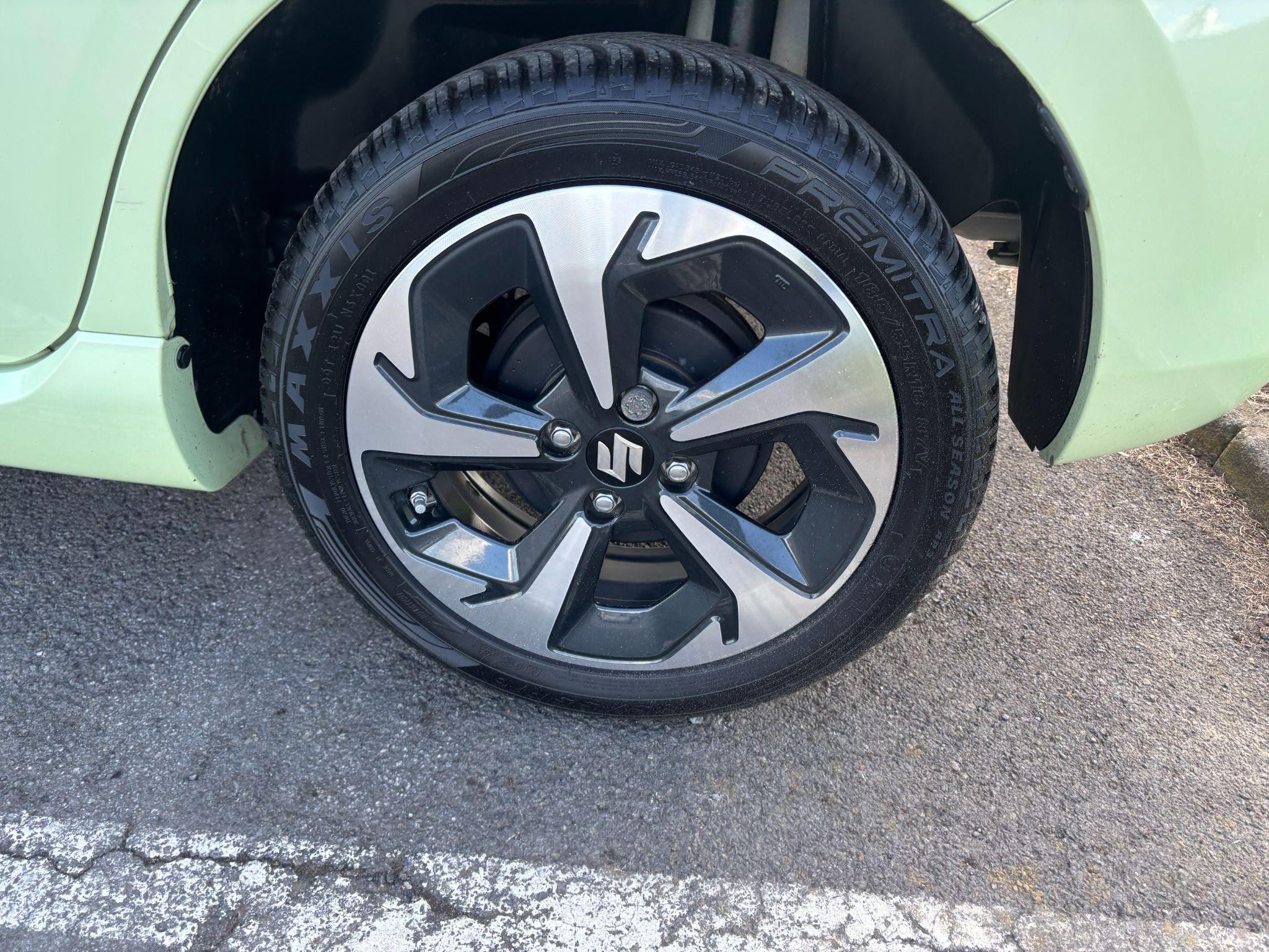 Suzuki Swift Image 39