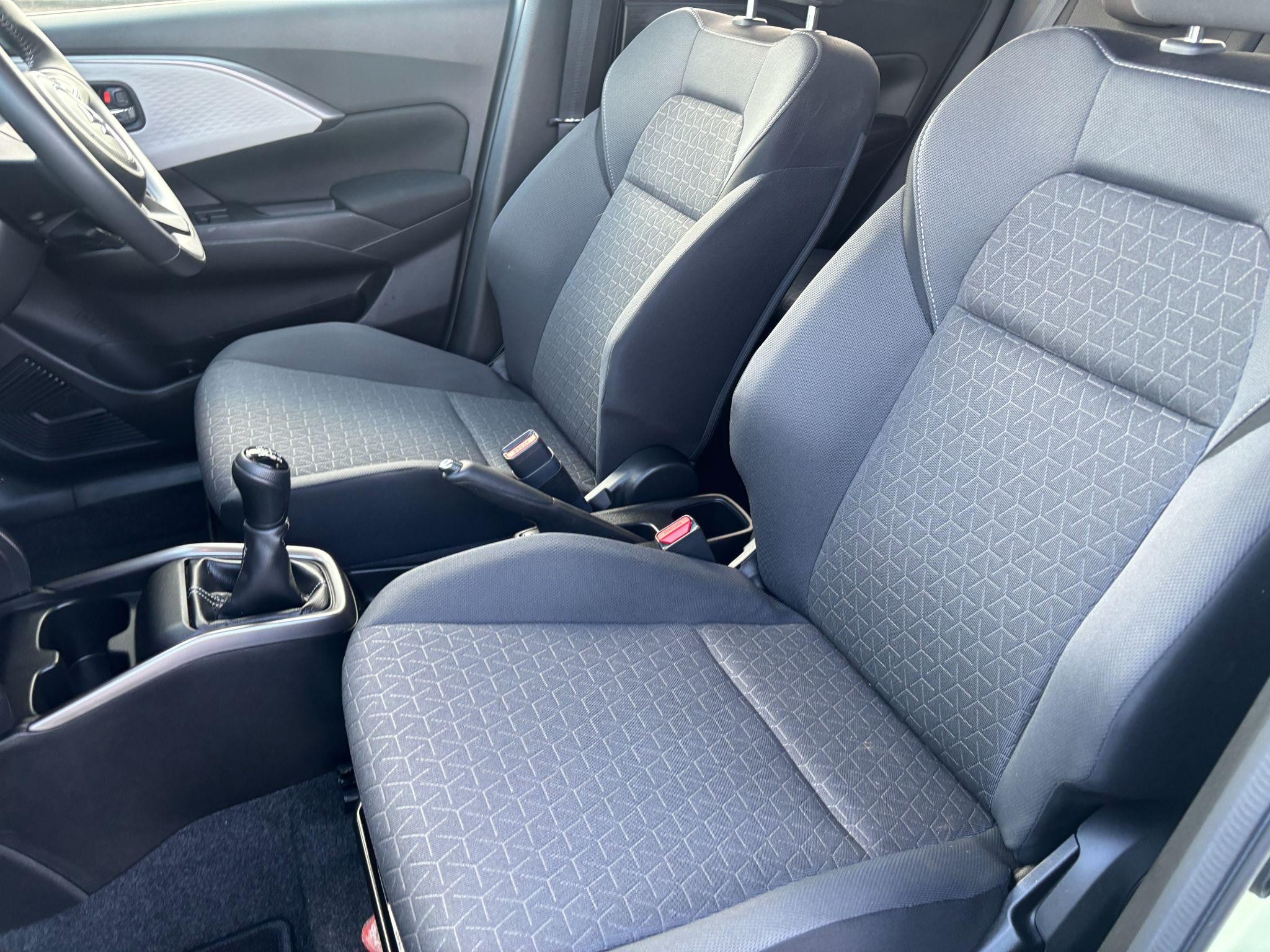 Suzuki Swift Image 50