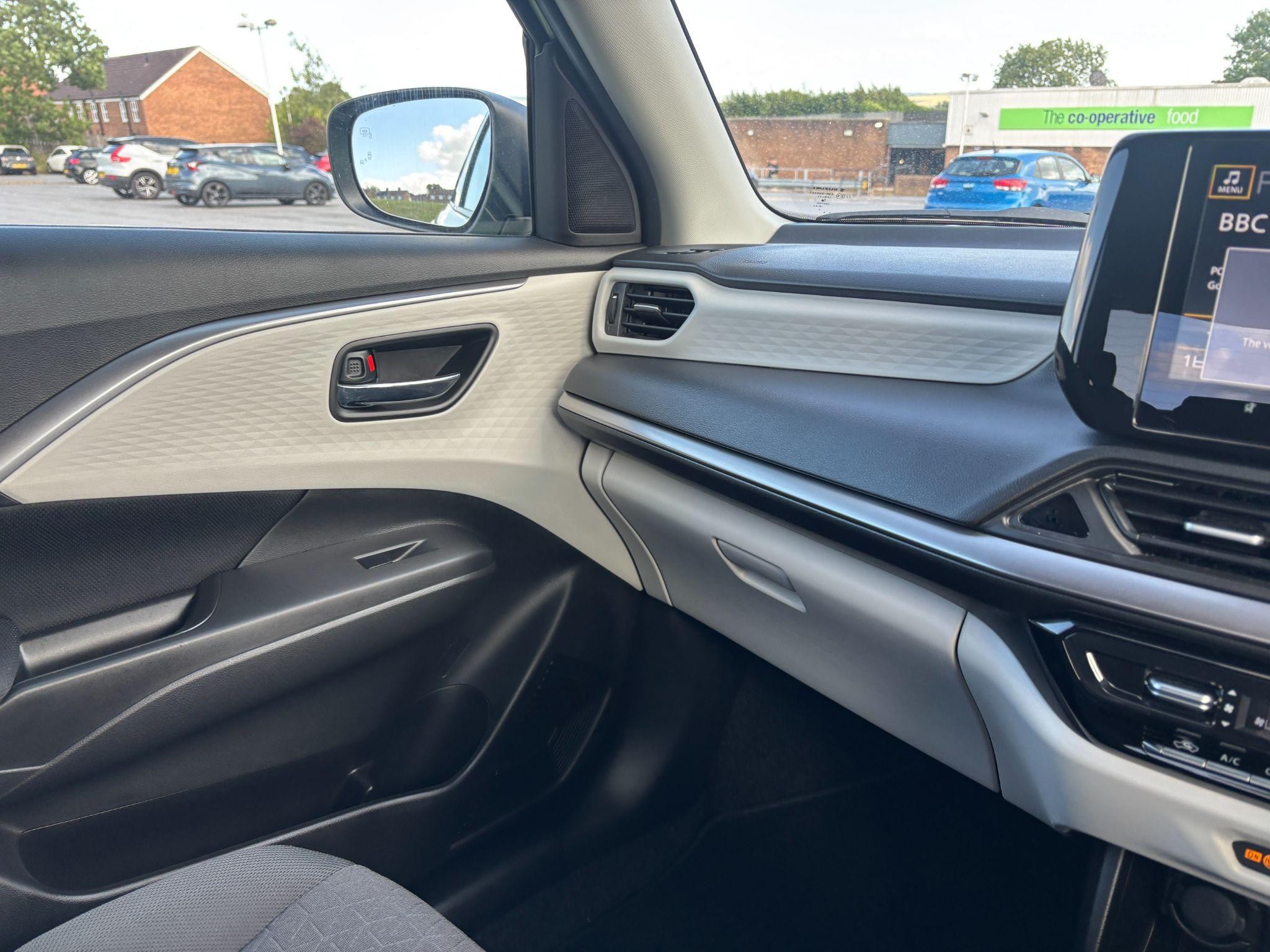 Suzuki Swift Image 55