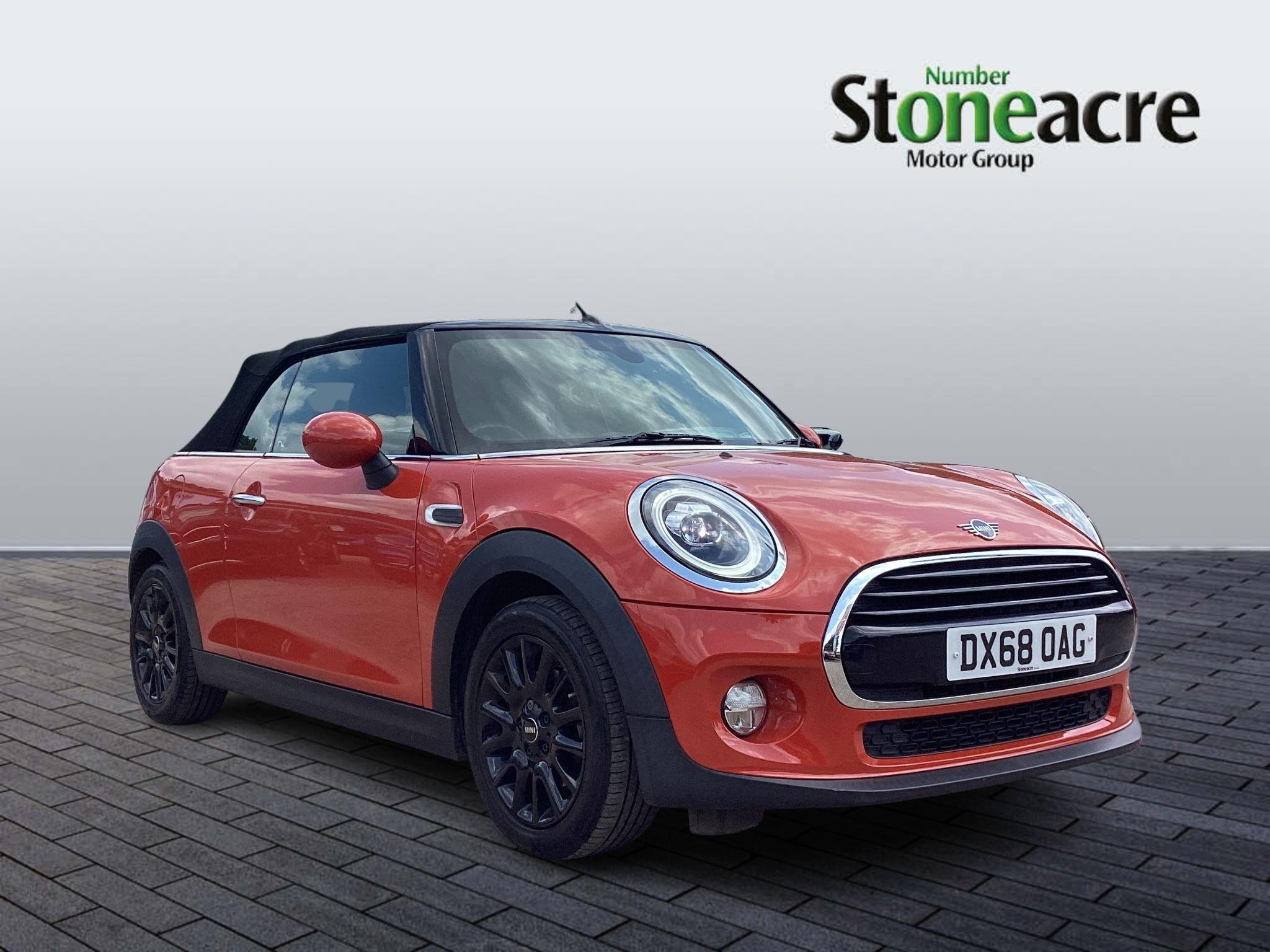MINI Convertible Image 1