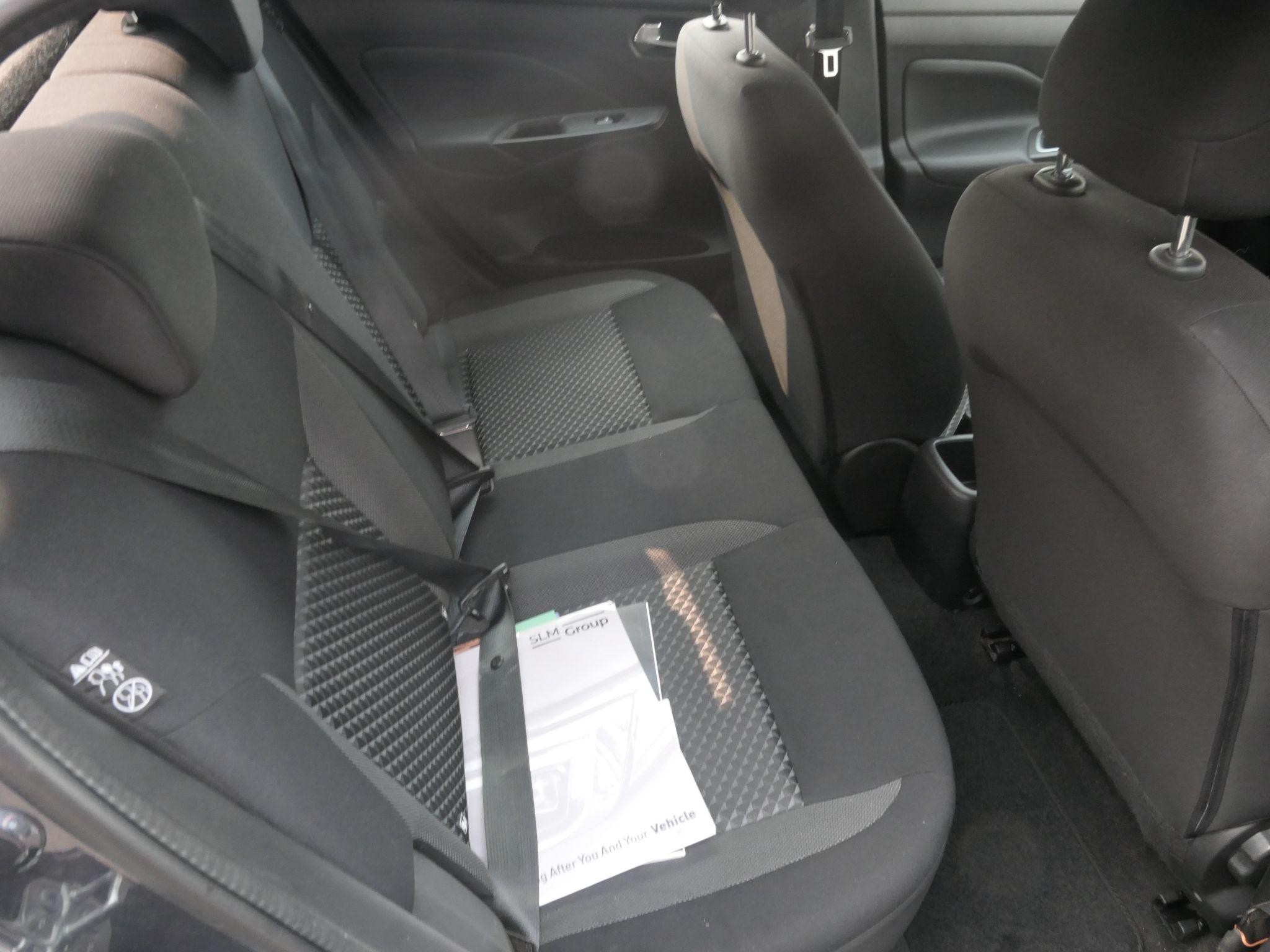 Nissan Micra Image 14