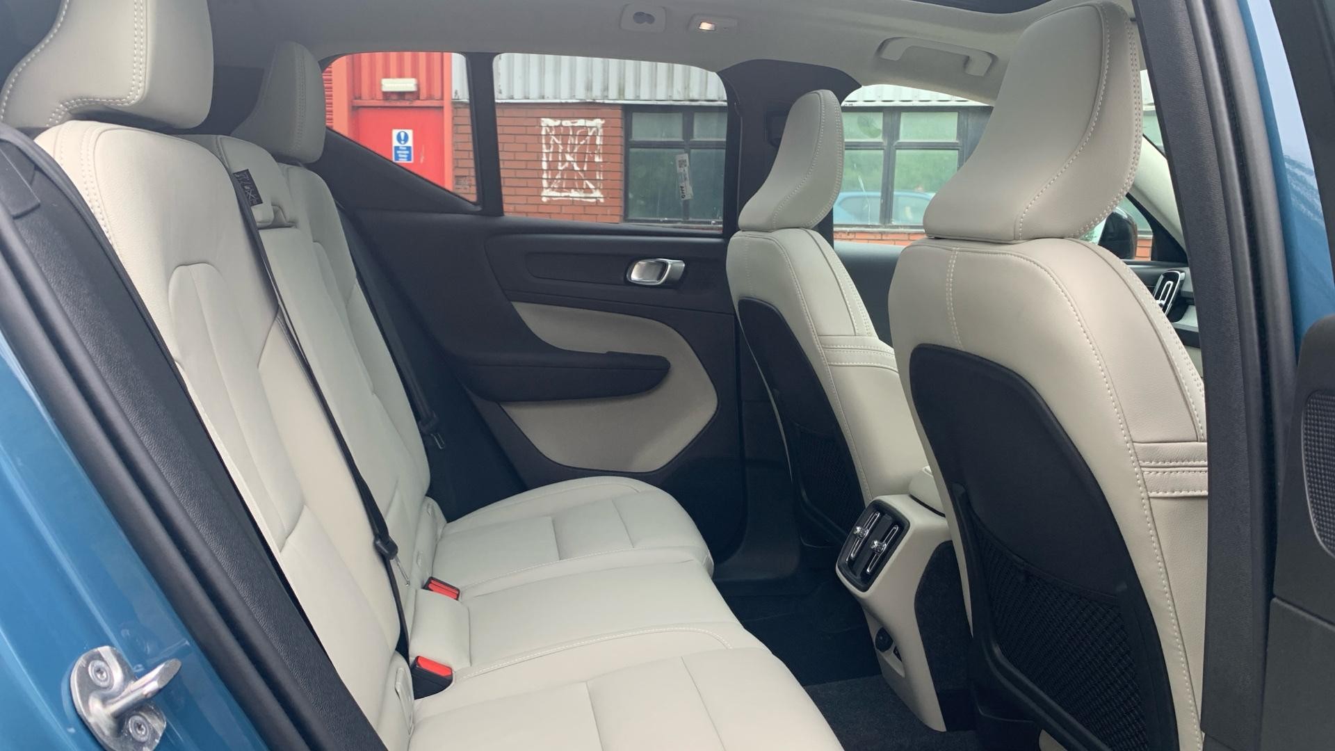 Volvo XC40 Image 6