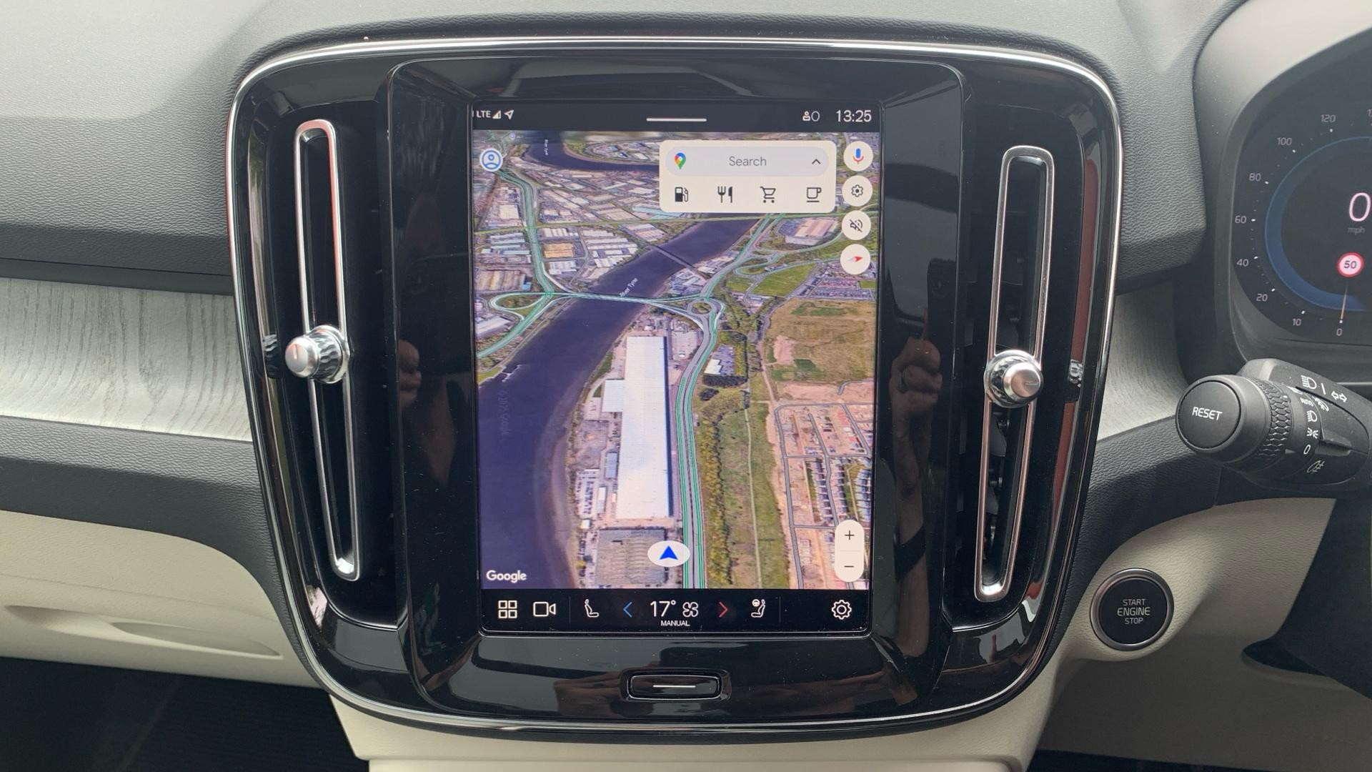Volvo XC40 Image 18