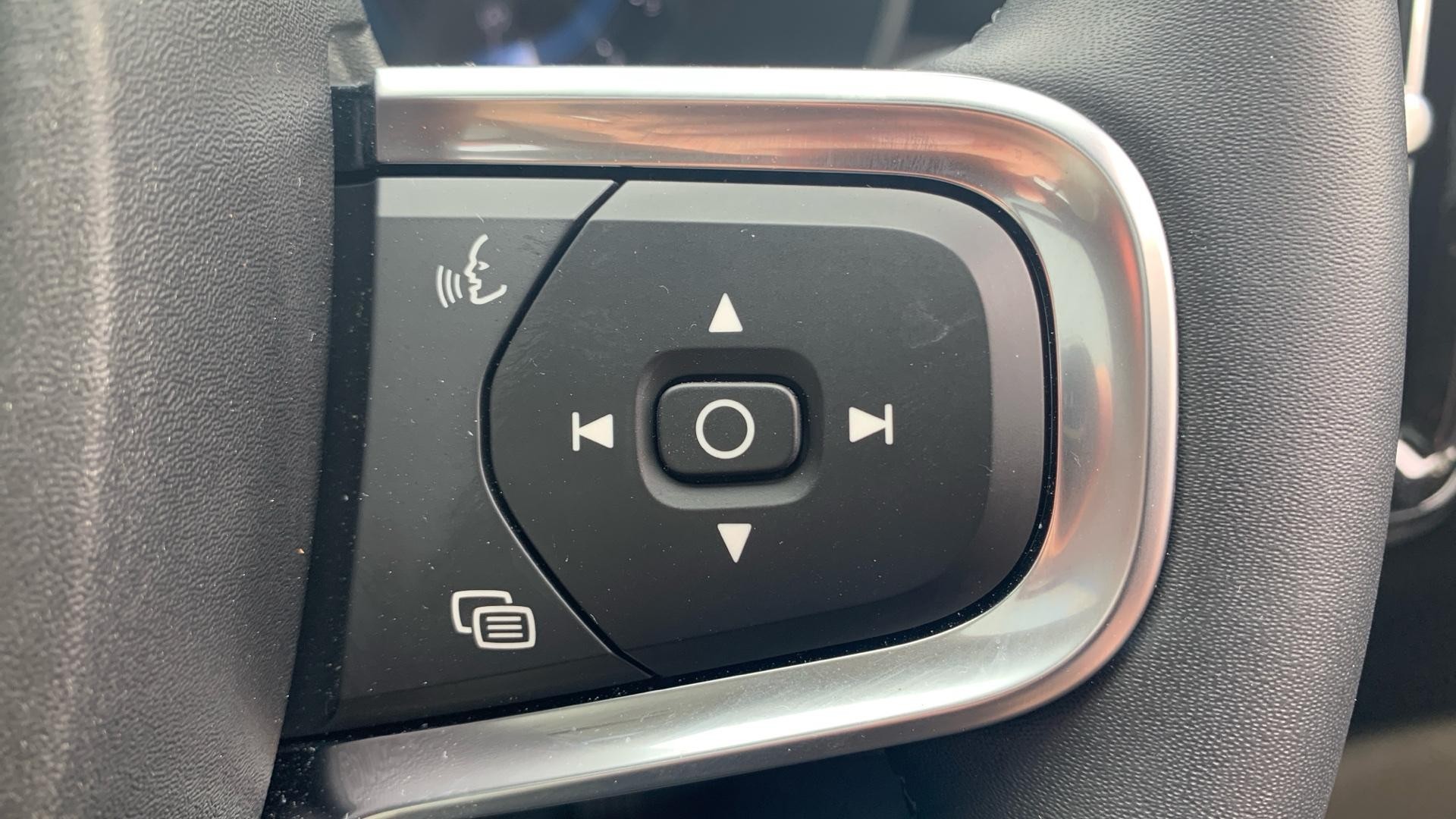 Volvo XC40 Image 22