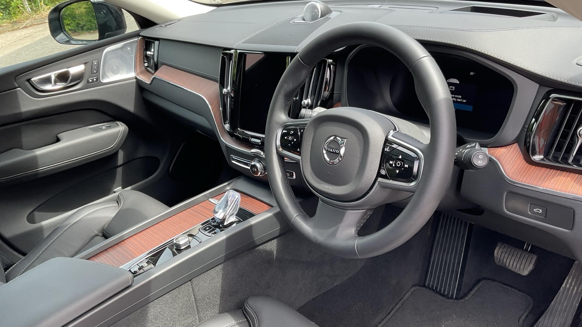 Volvo XC60 Image 4
