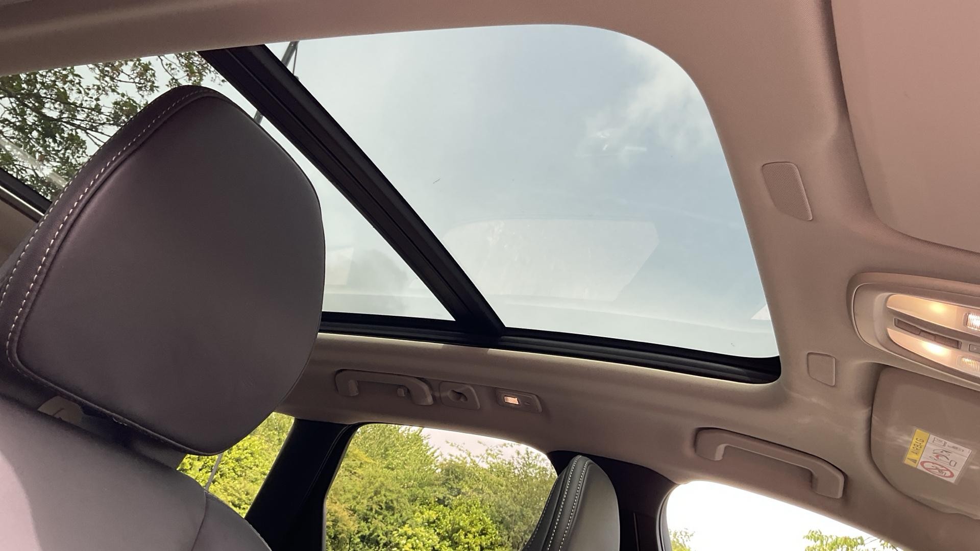 Volvo XC60 Image 30