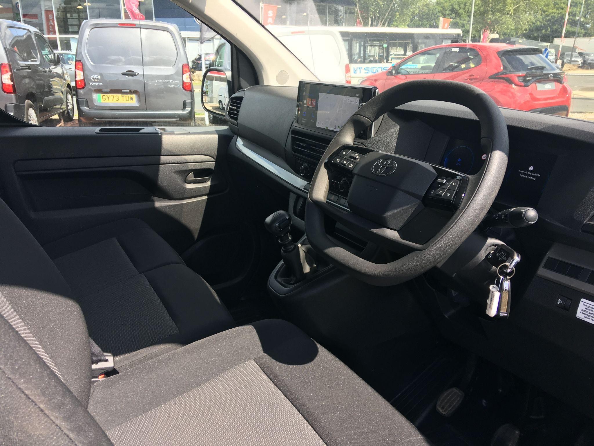 Toyota Proace Image 13