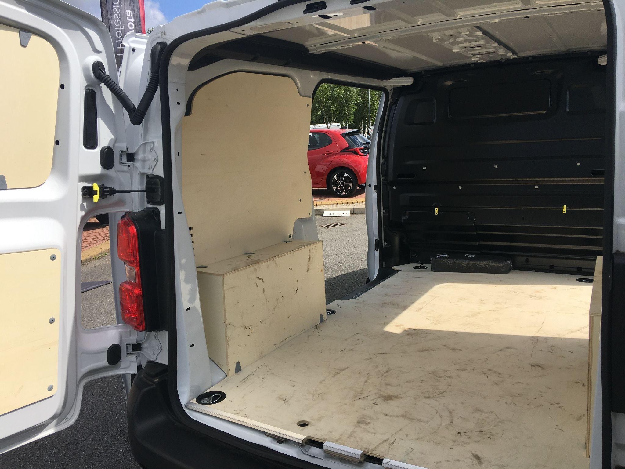 Toyota Proace Image 15
