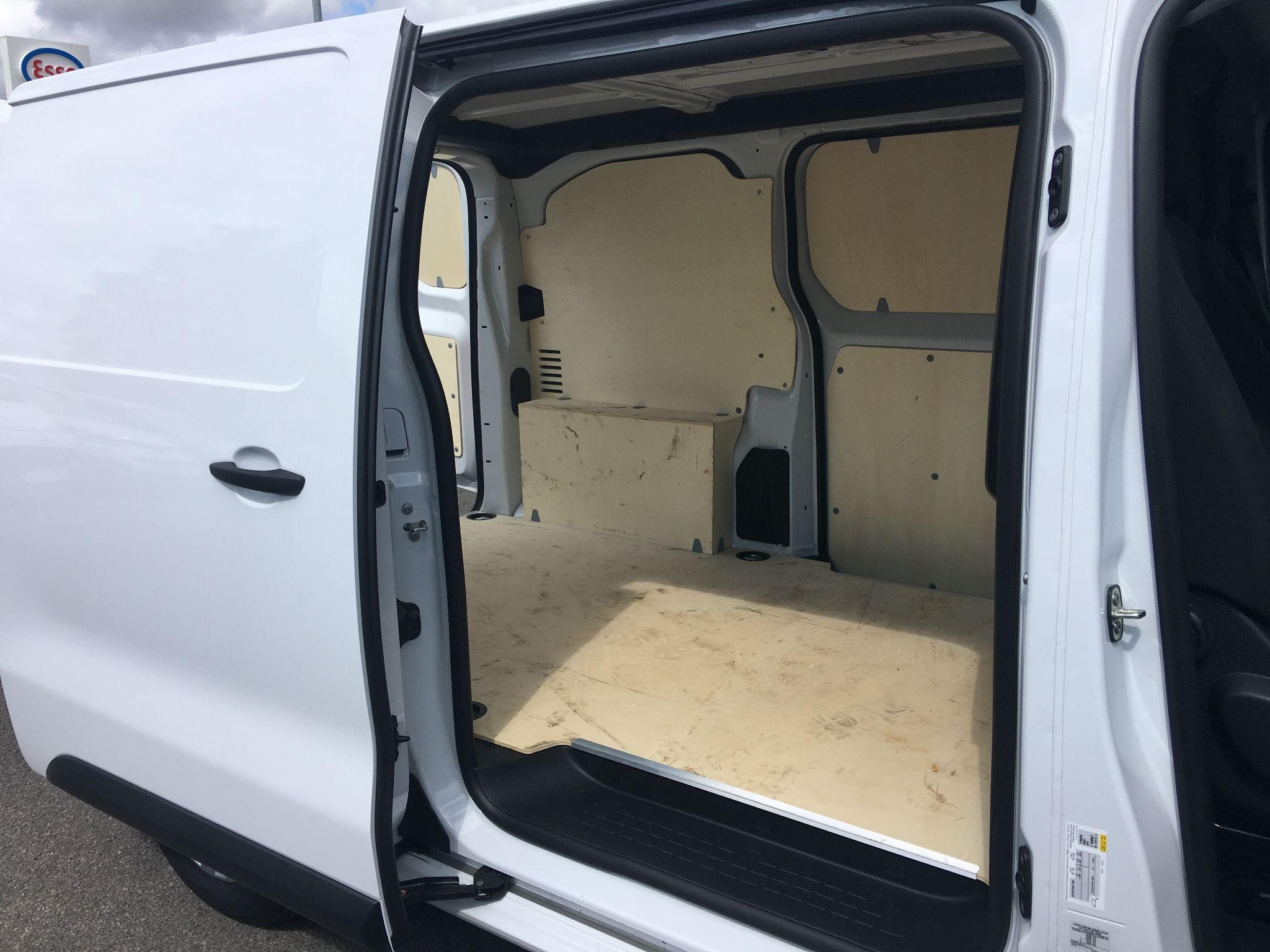 Toyota Proace Image 16