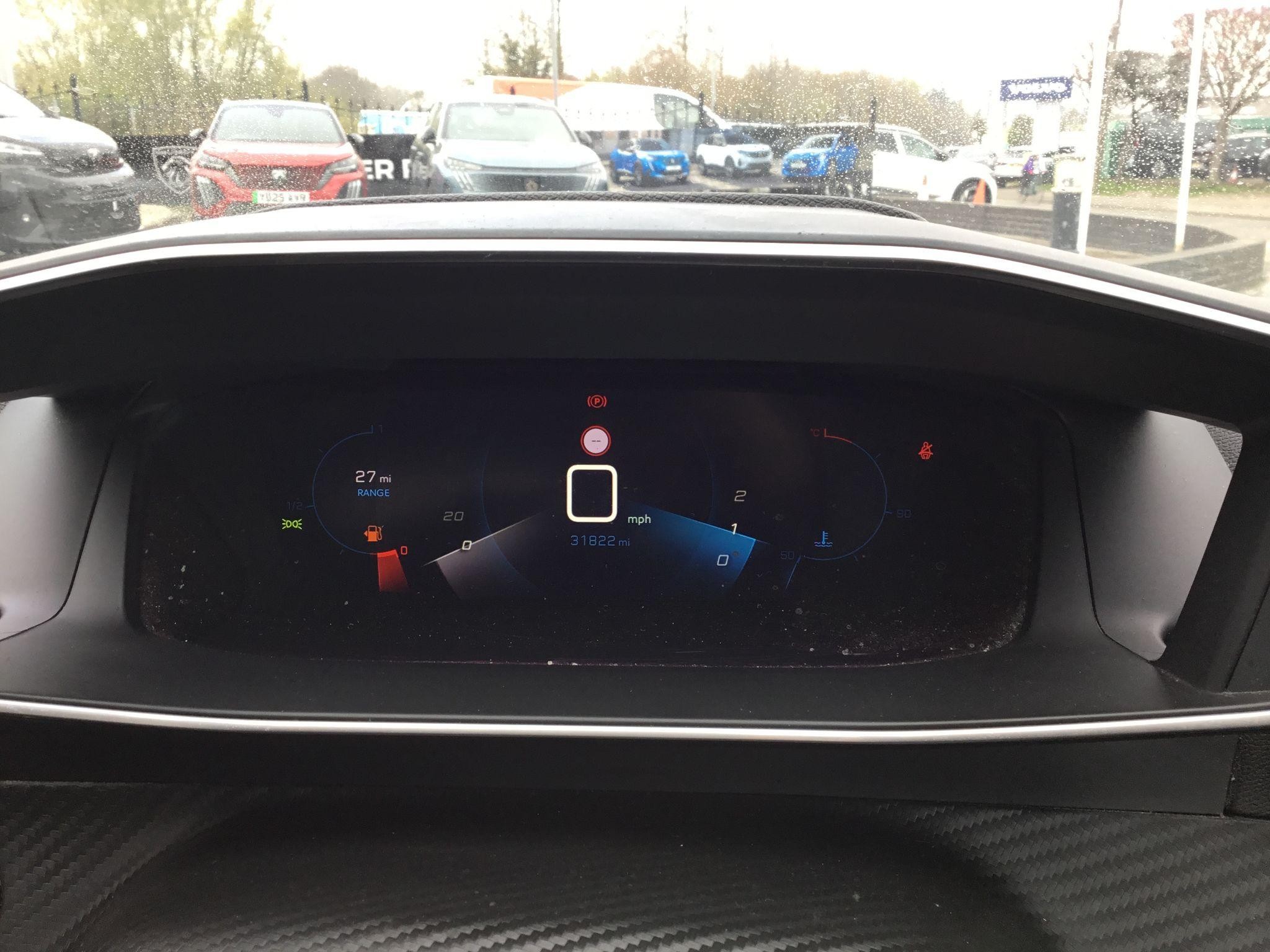 Peugeot 208 Image 27