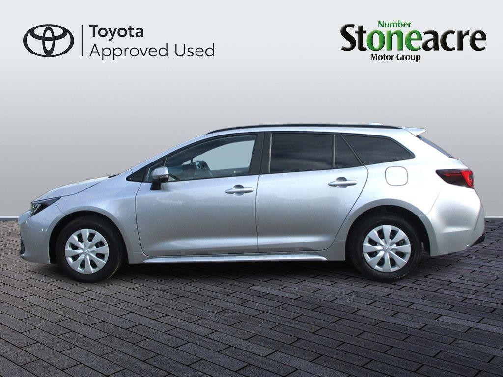 Toyota Corolla Commercial Image 8