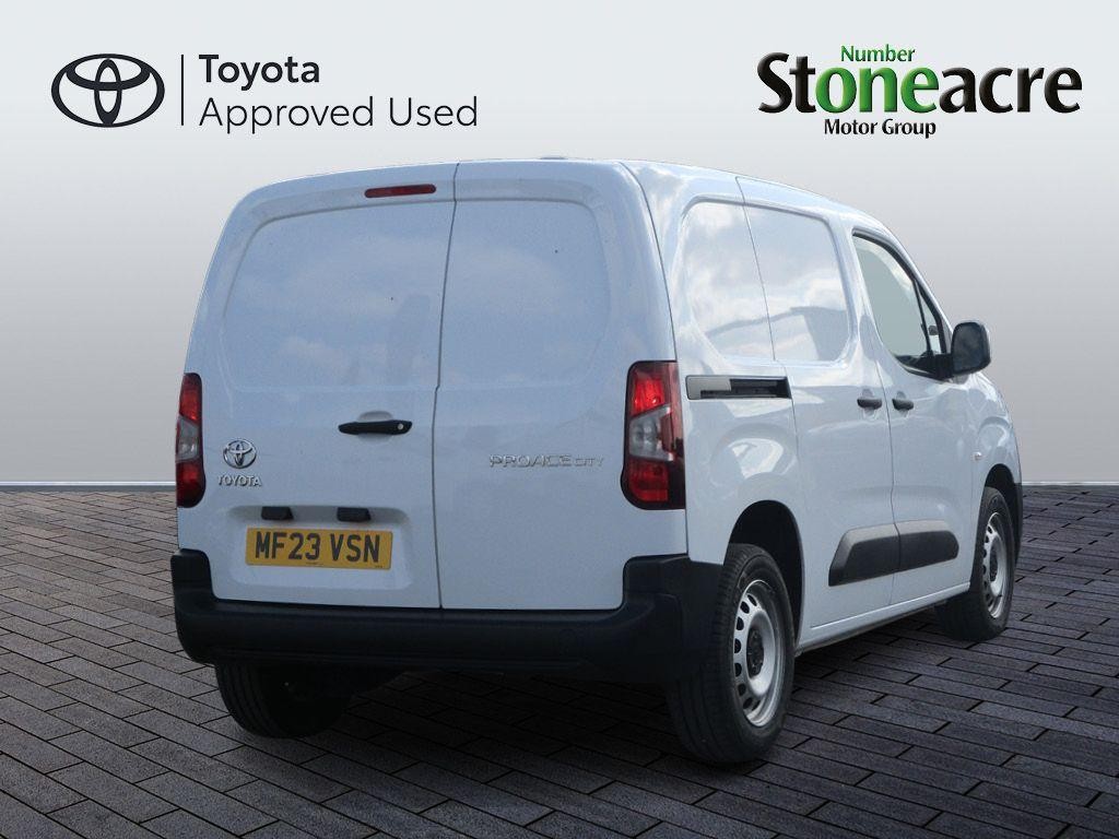 Toyota Proace City Image 5