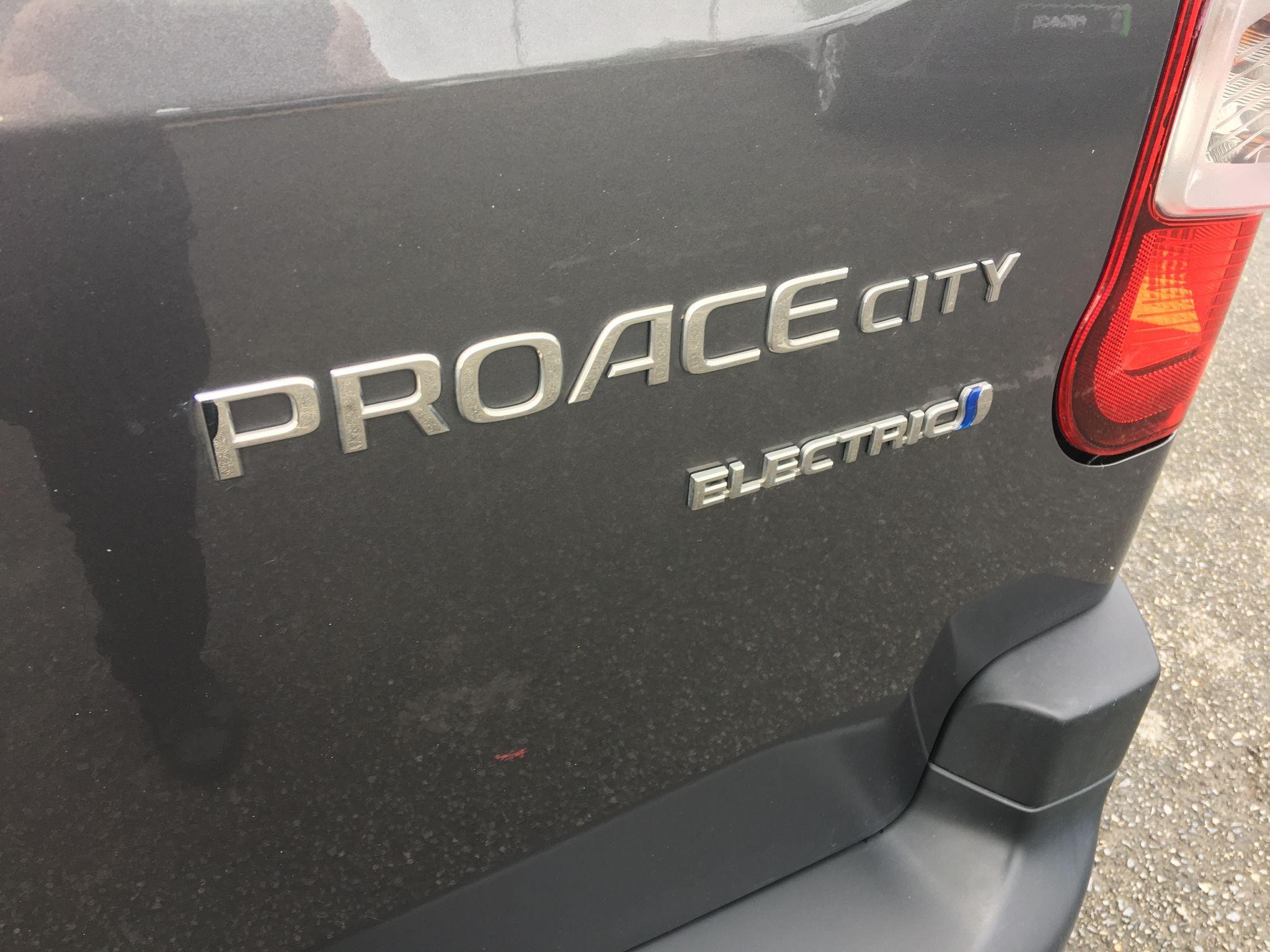 Toyota Proace City Image 22