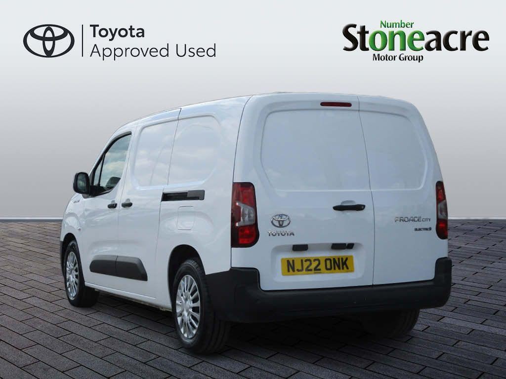 Toyota Proace City Image 7