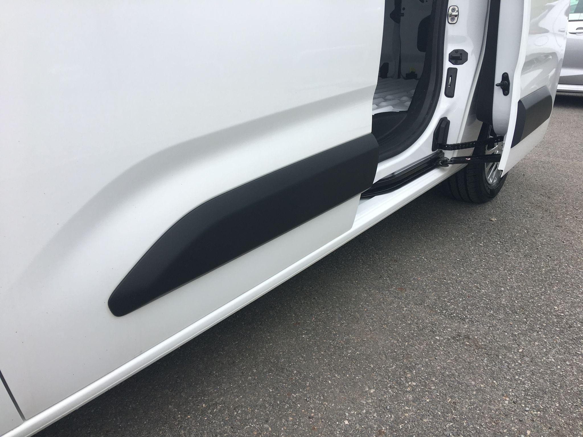 Toyota Proace City Image 41