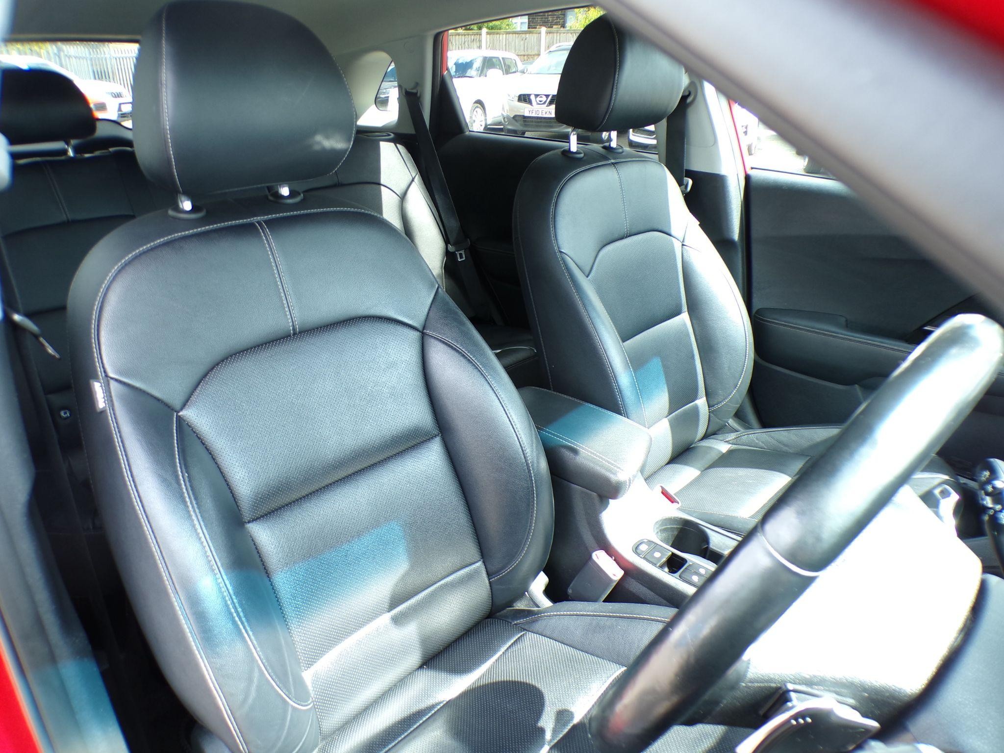 Kia Niro Image 12