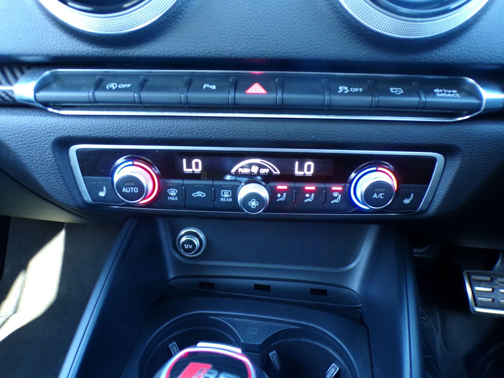 Audi RS3 Image 19