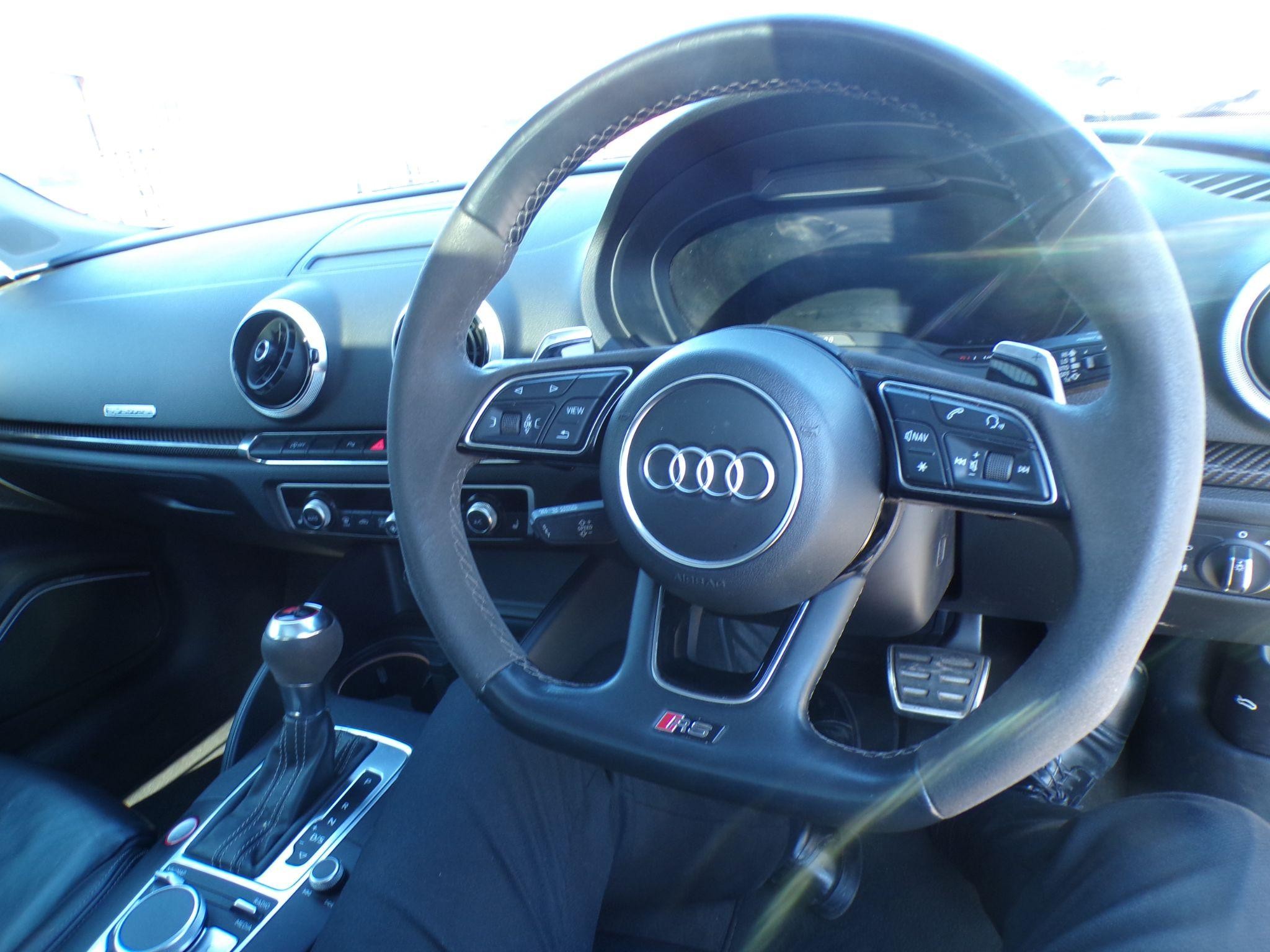 Audi RS3 Image 32