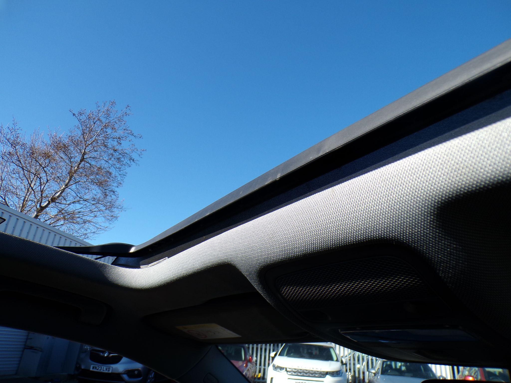 Audi RS3 Image 35