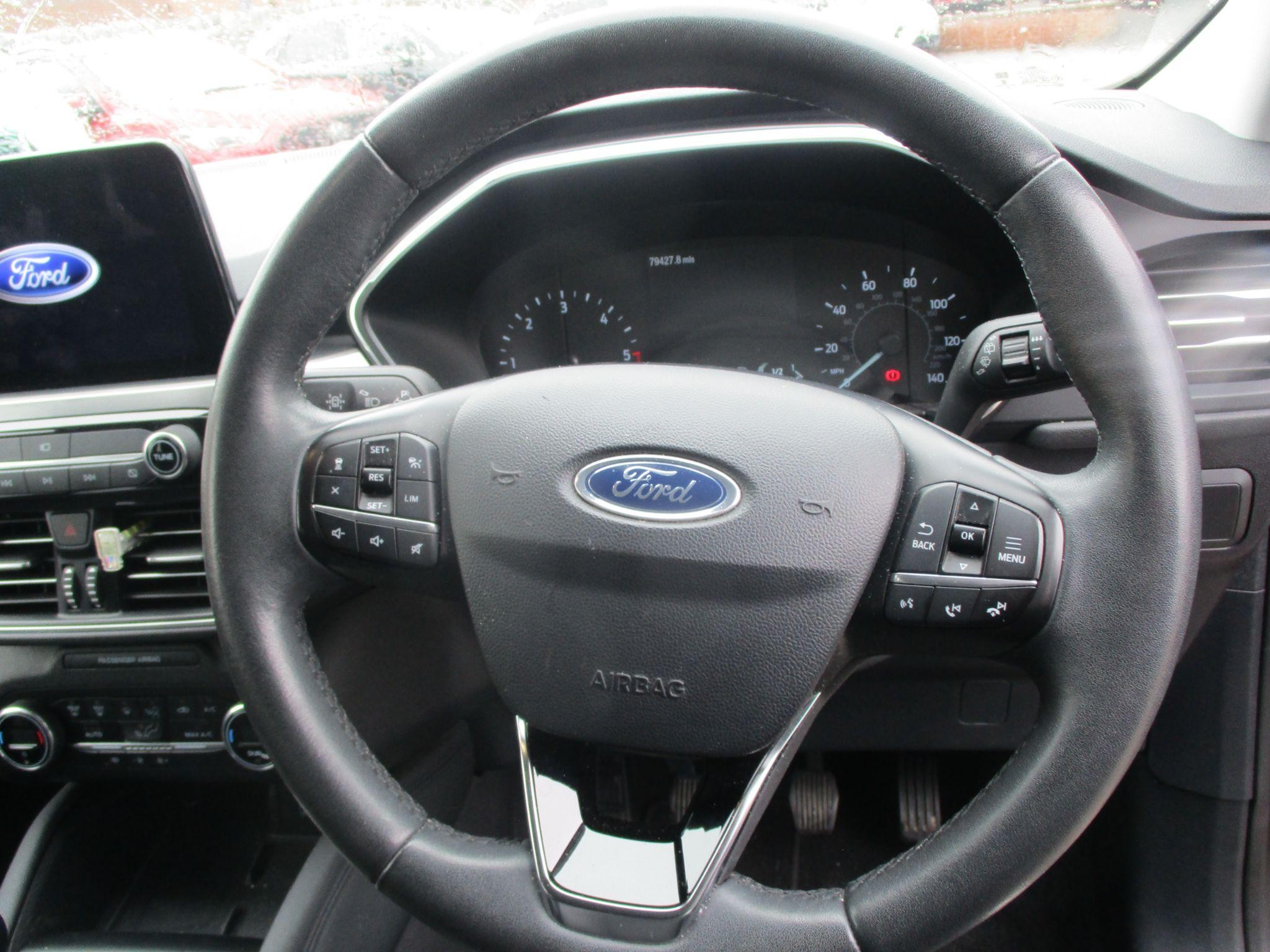 Ford Kuga Image 18