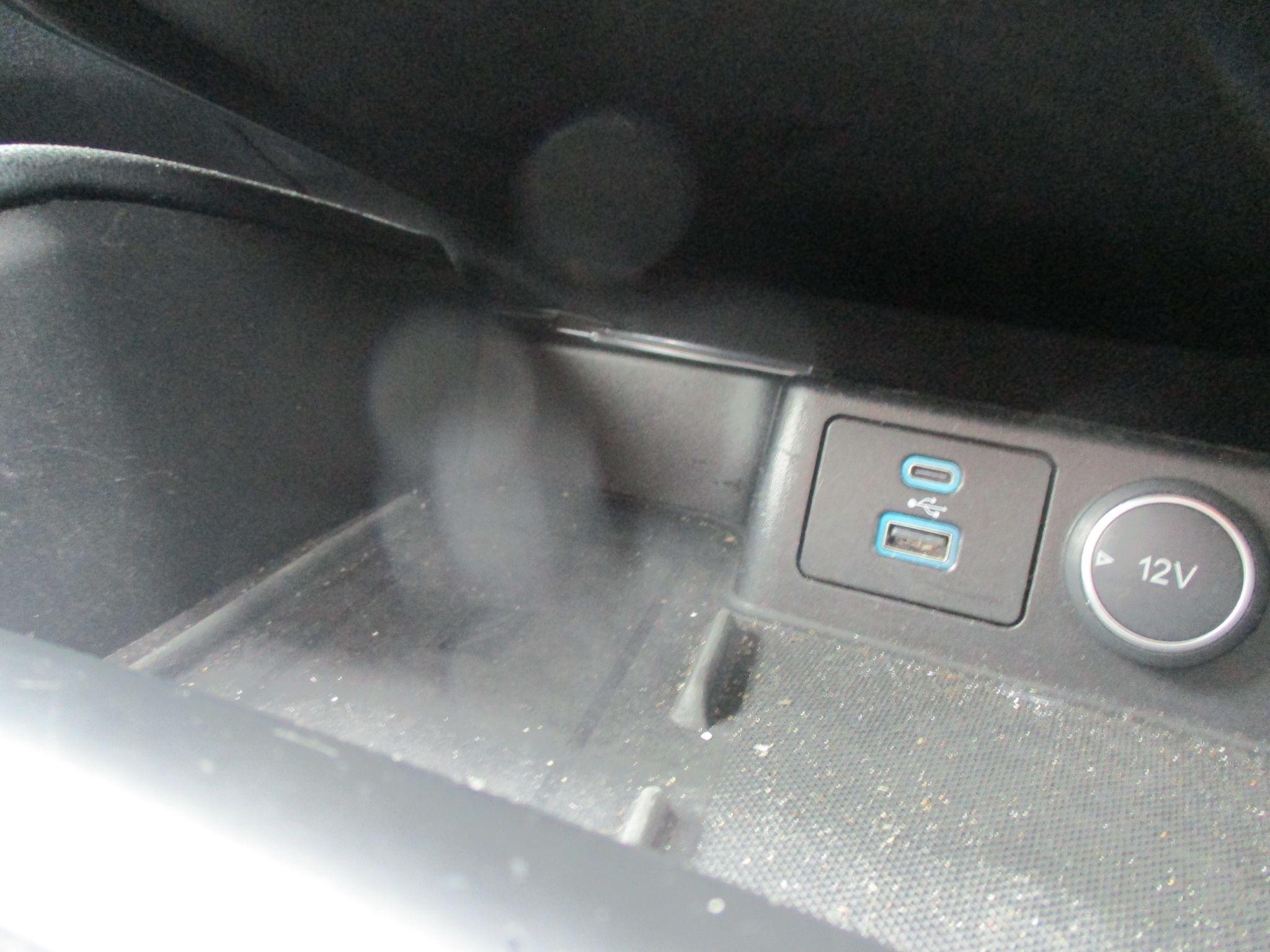 Ford Kuga Image 29