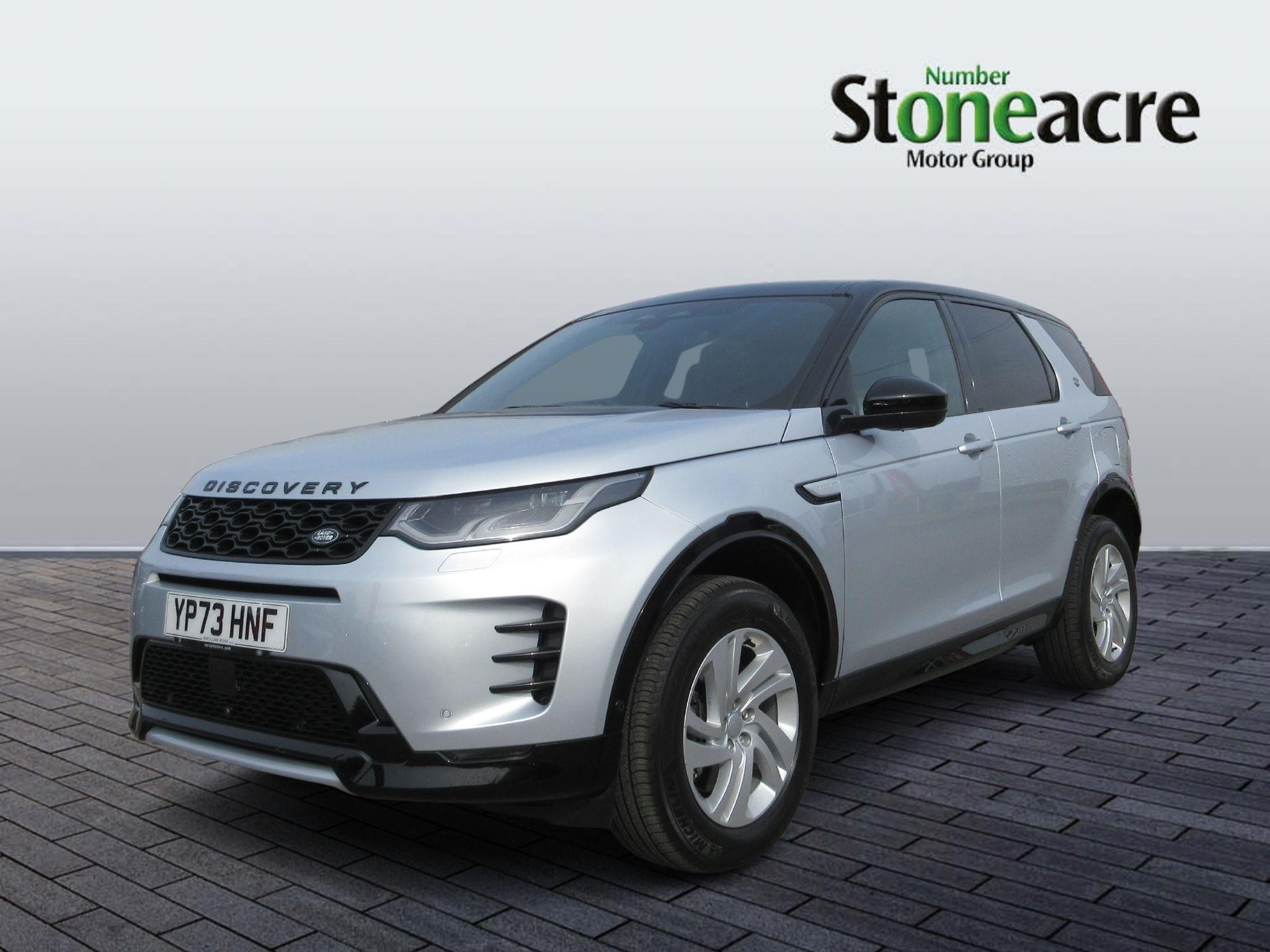 Land Rover Discovery Sport Image 3