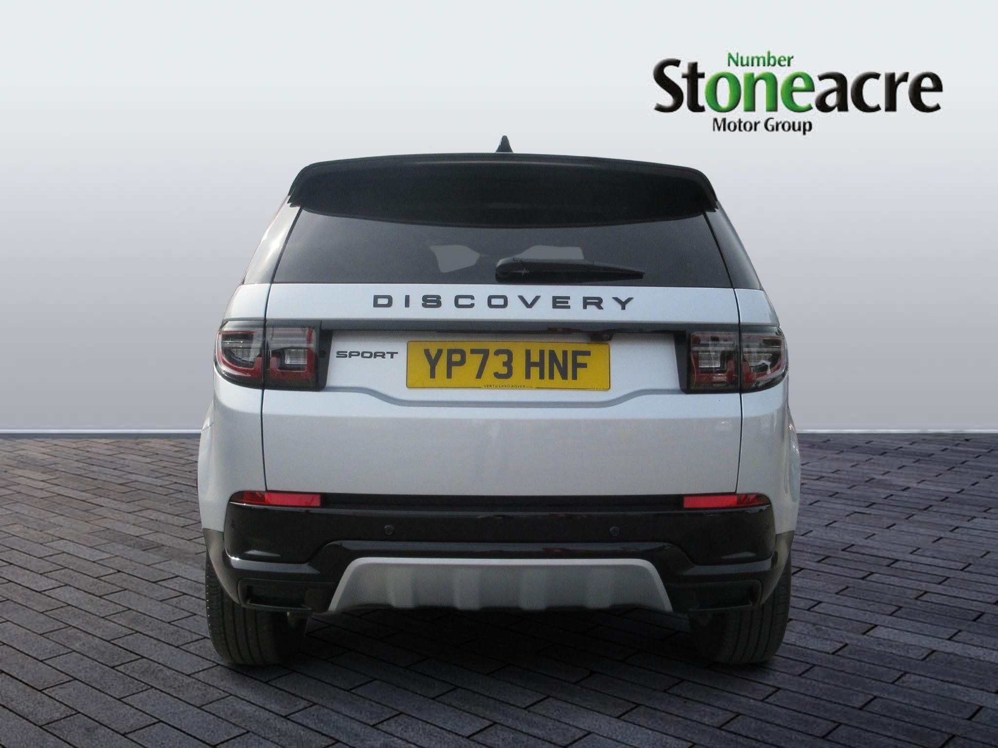 Land Rover Discovery Sport Image 5