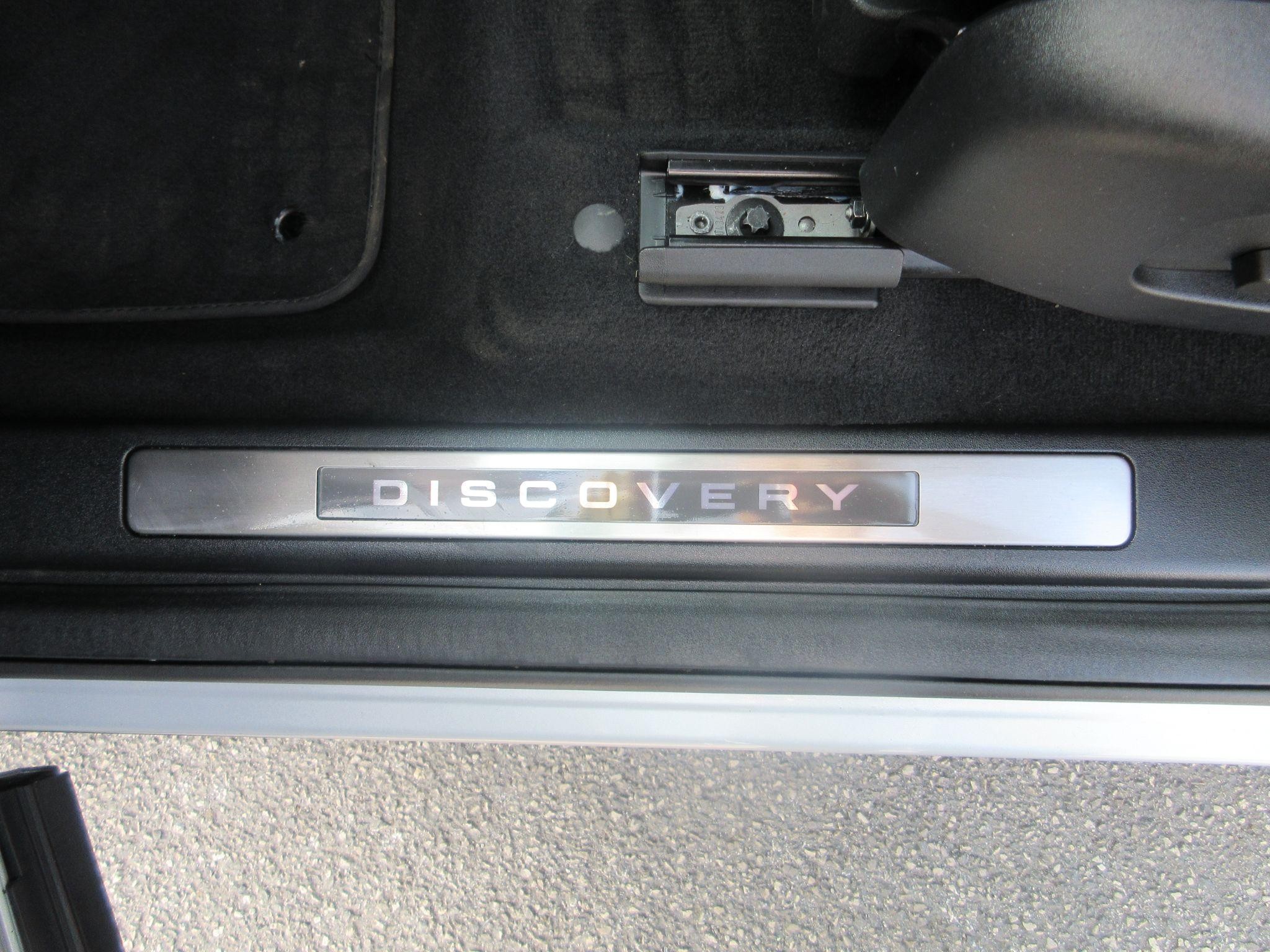 Land Rover Discovery Sport Image 19