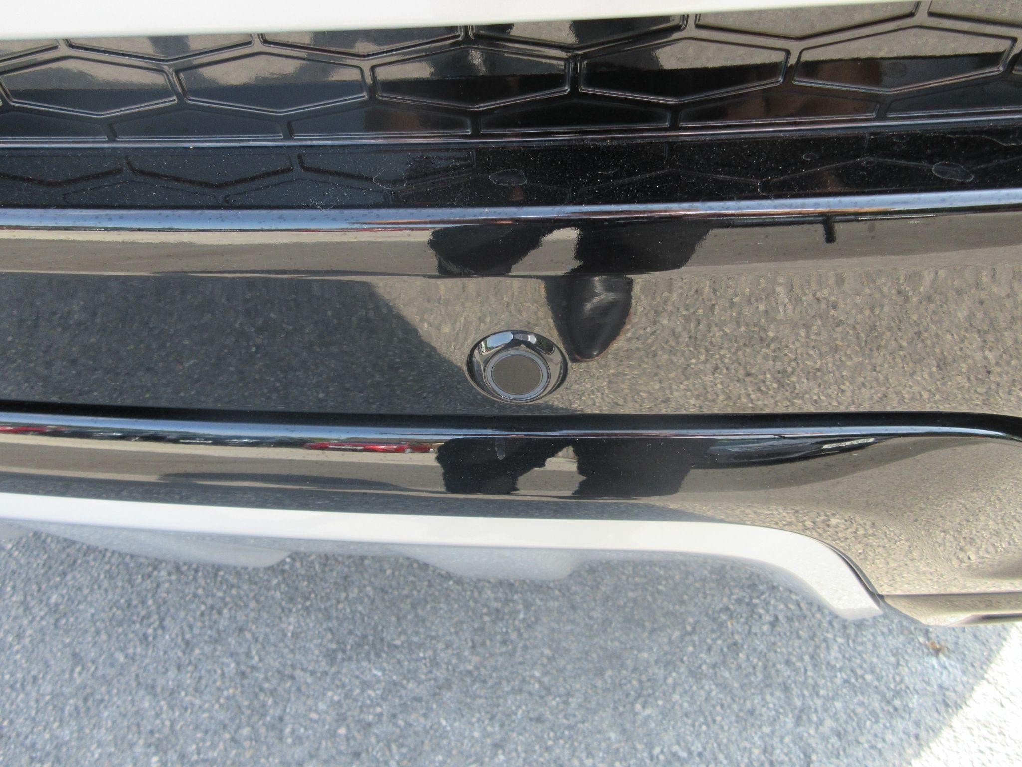 Land Rover Discovery Sport Image 34