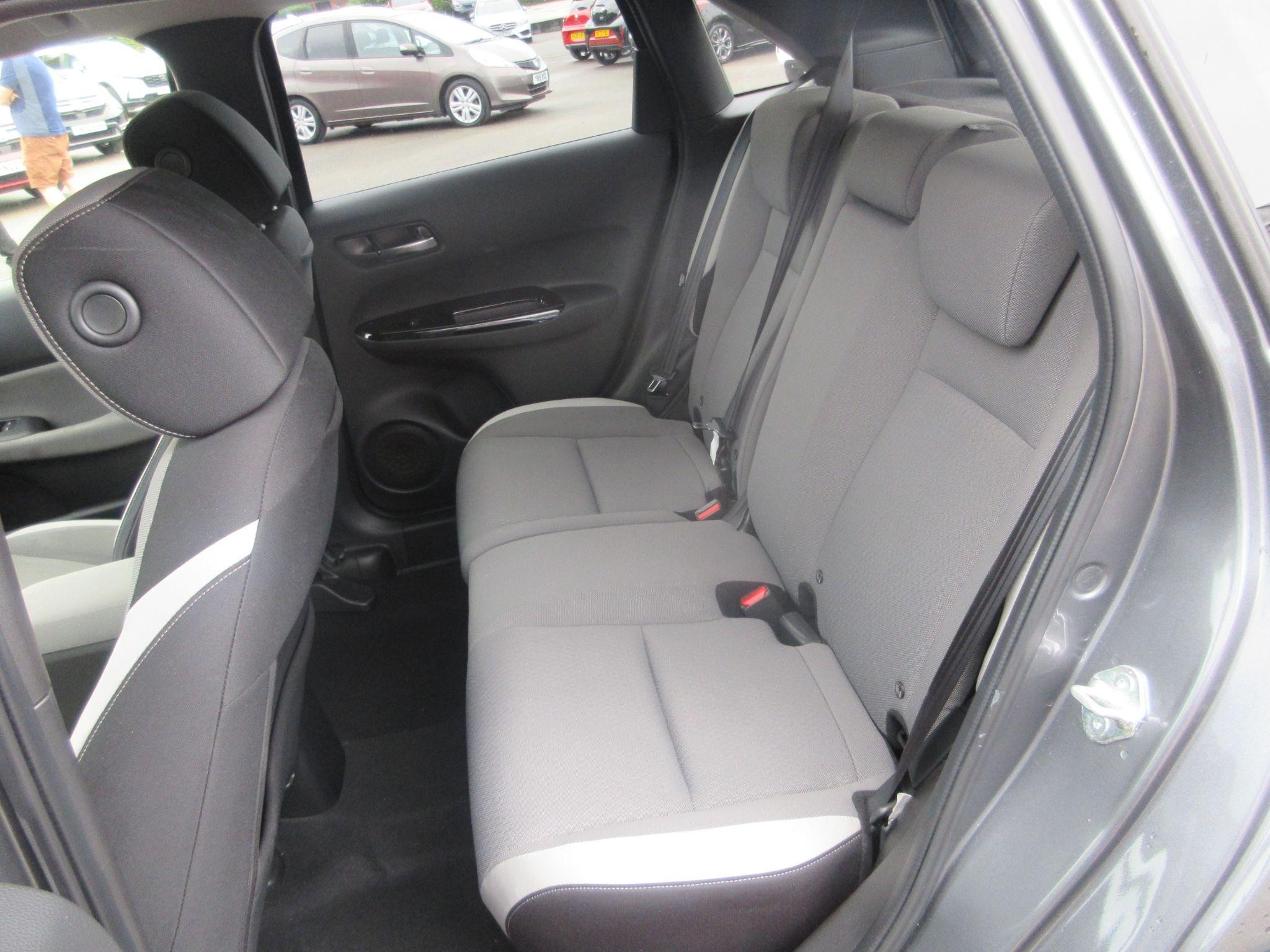 Honda Jazz Image 15