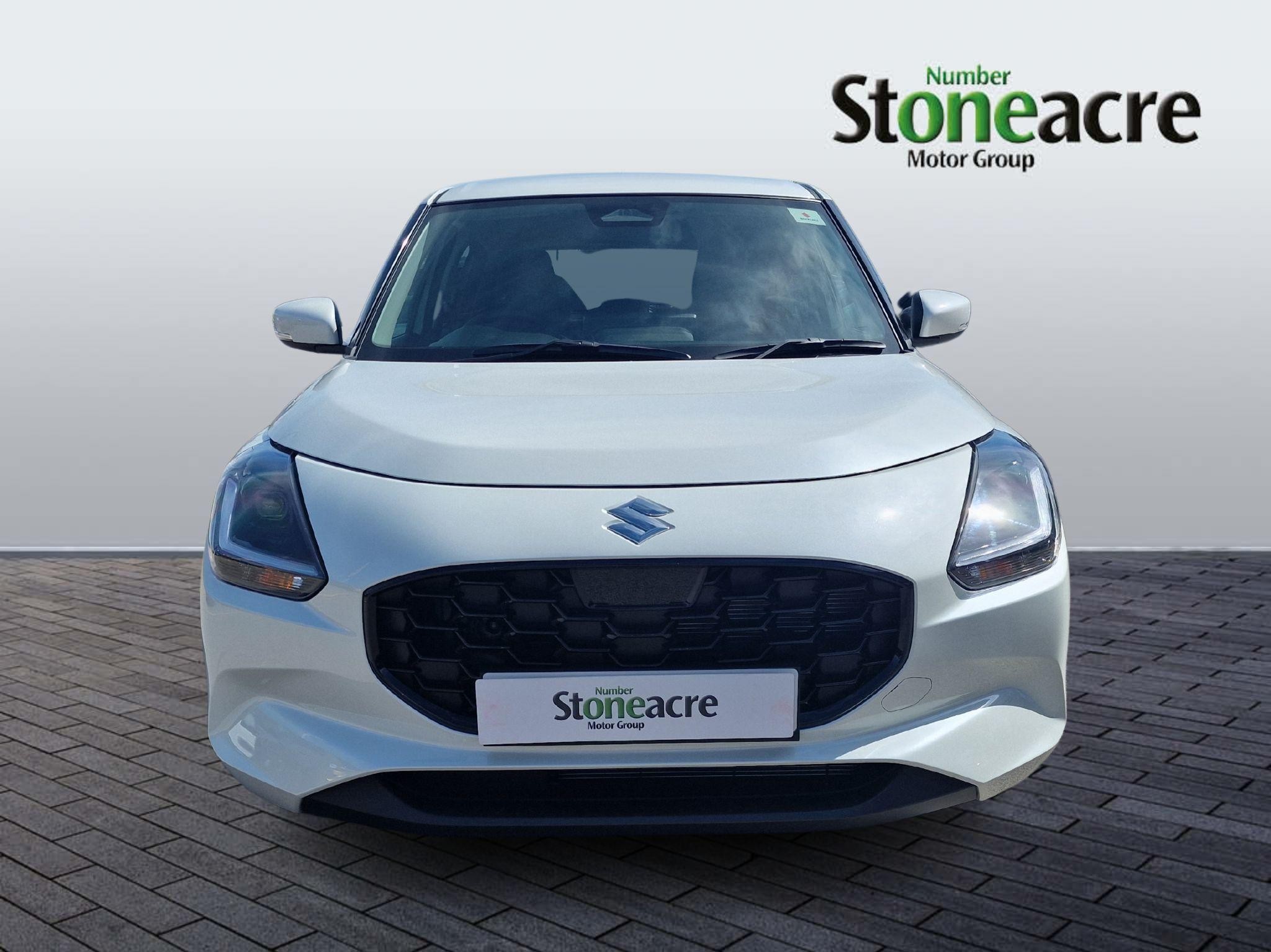 Suzuki Swift Image 11