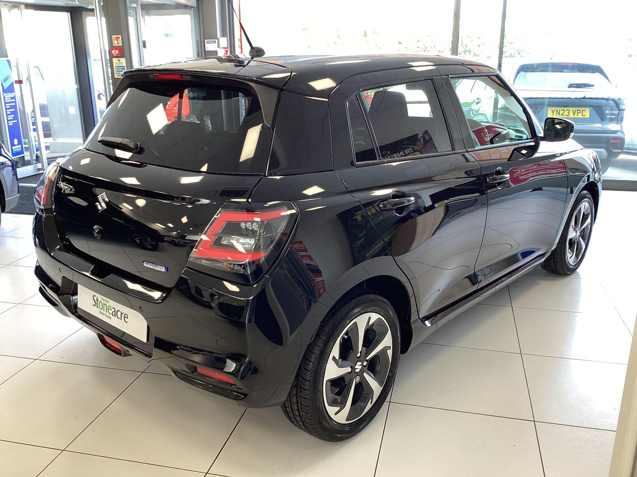 Suzuki Swift Image 19