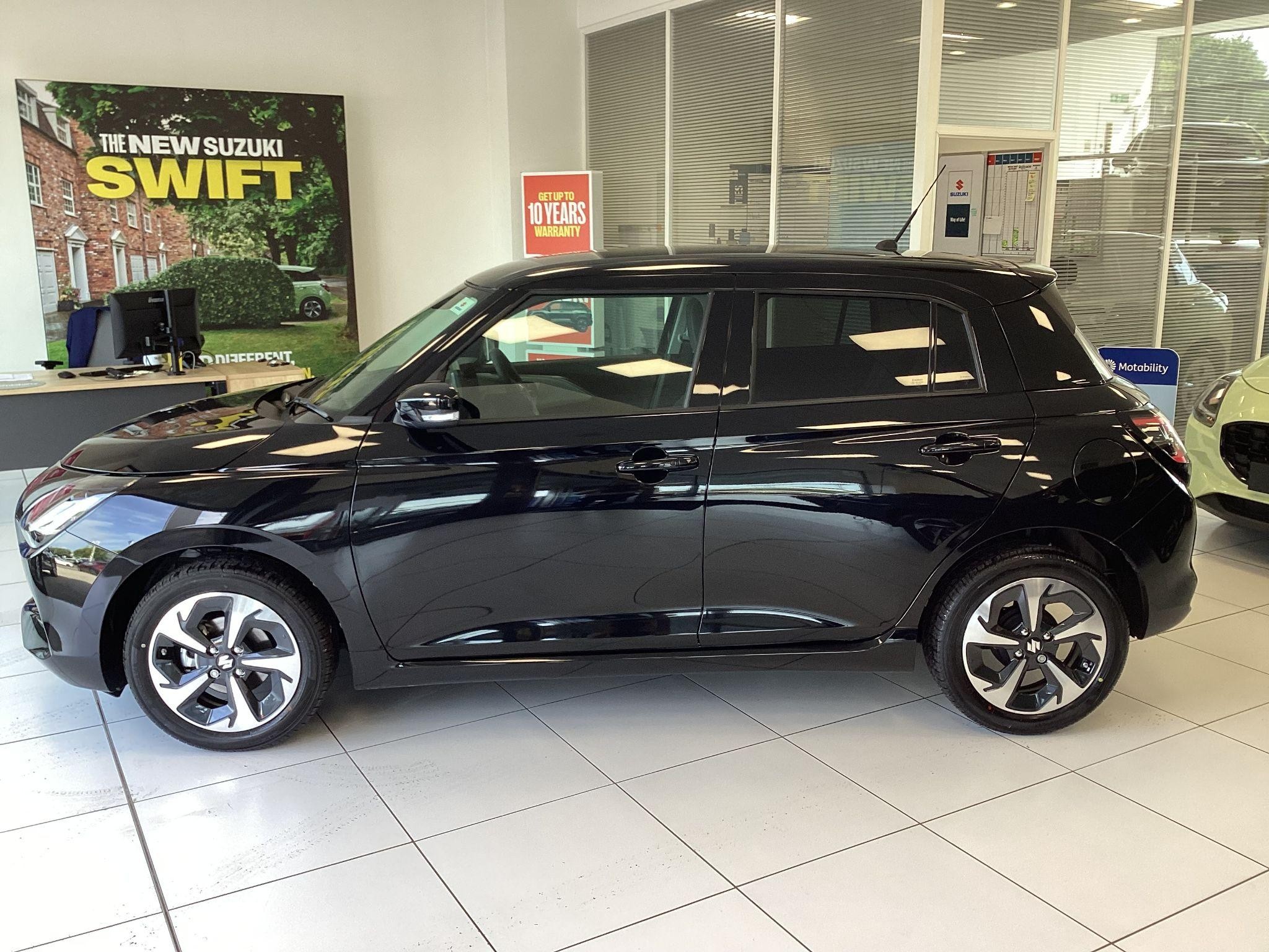 Suzuki Swift Image 21
