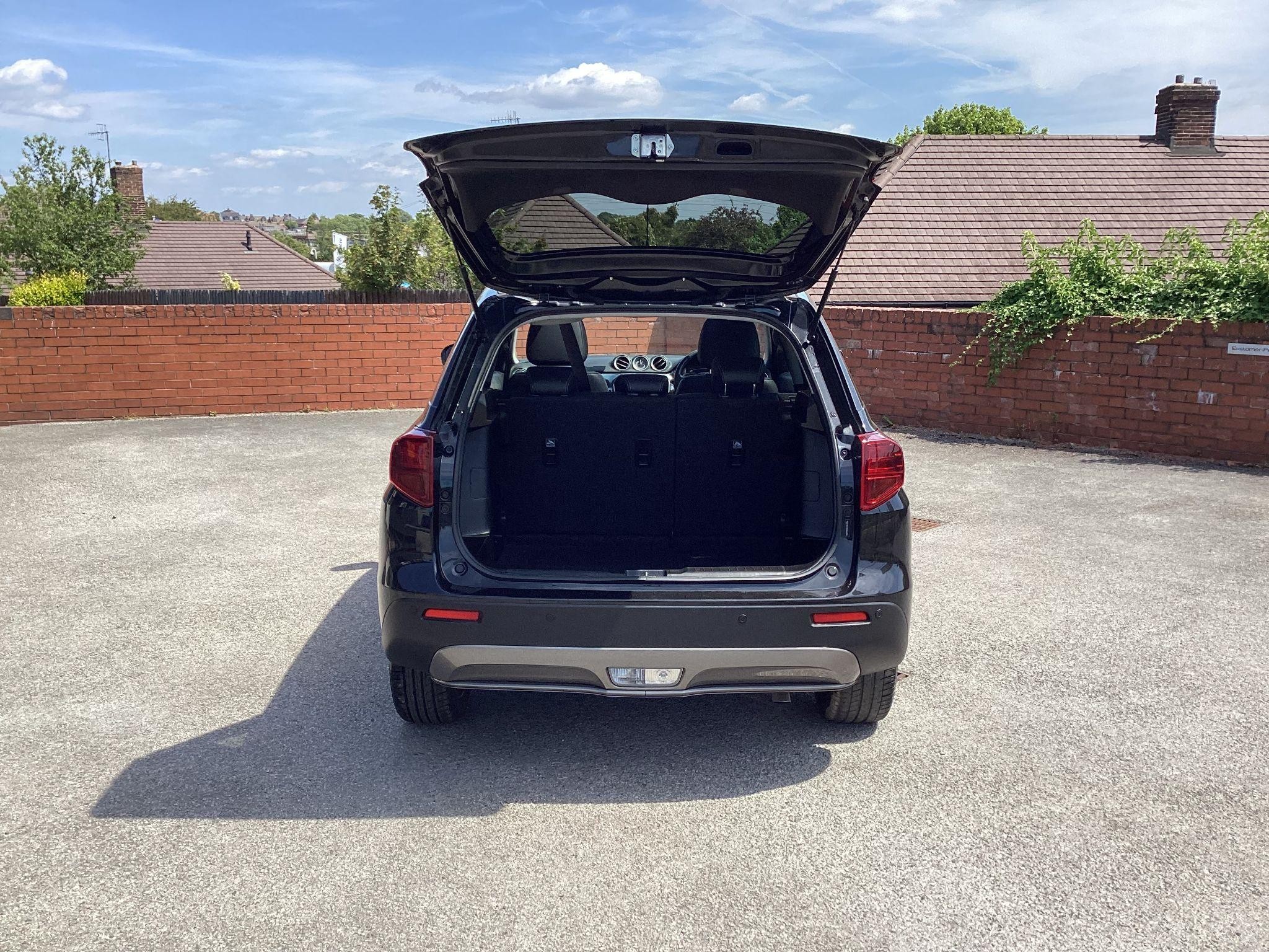 Suzuki Vitara Image 13