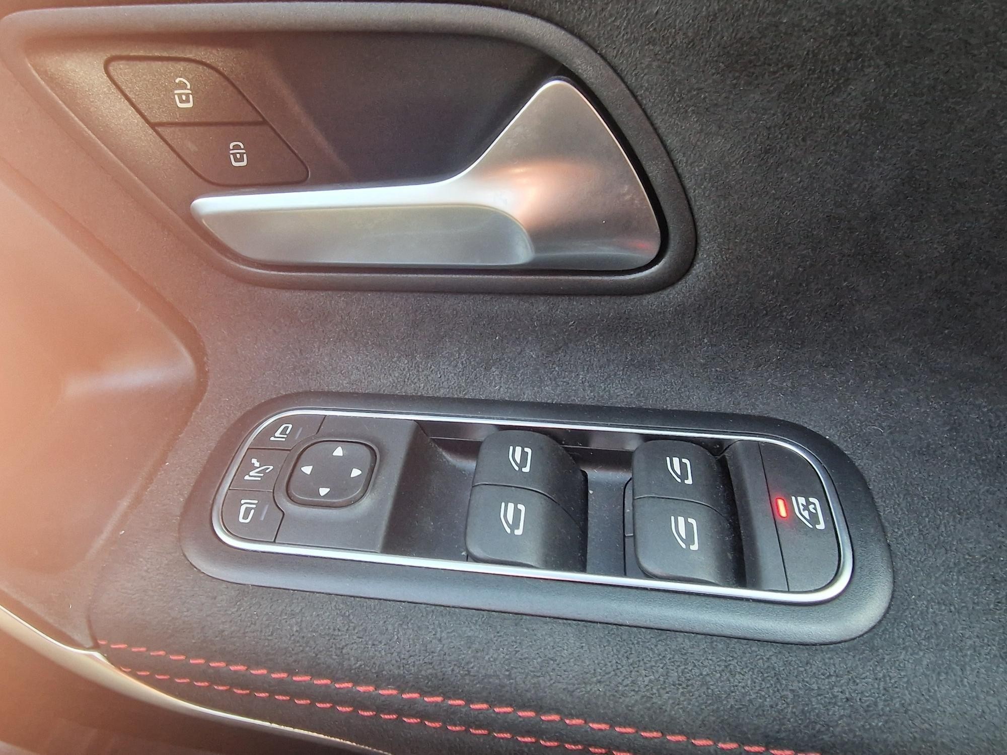 Mercedes-Benz A-Class Image 35