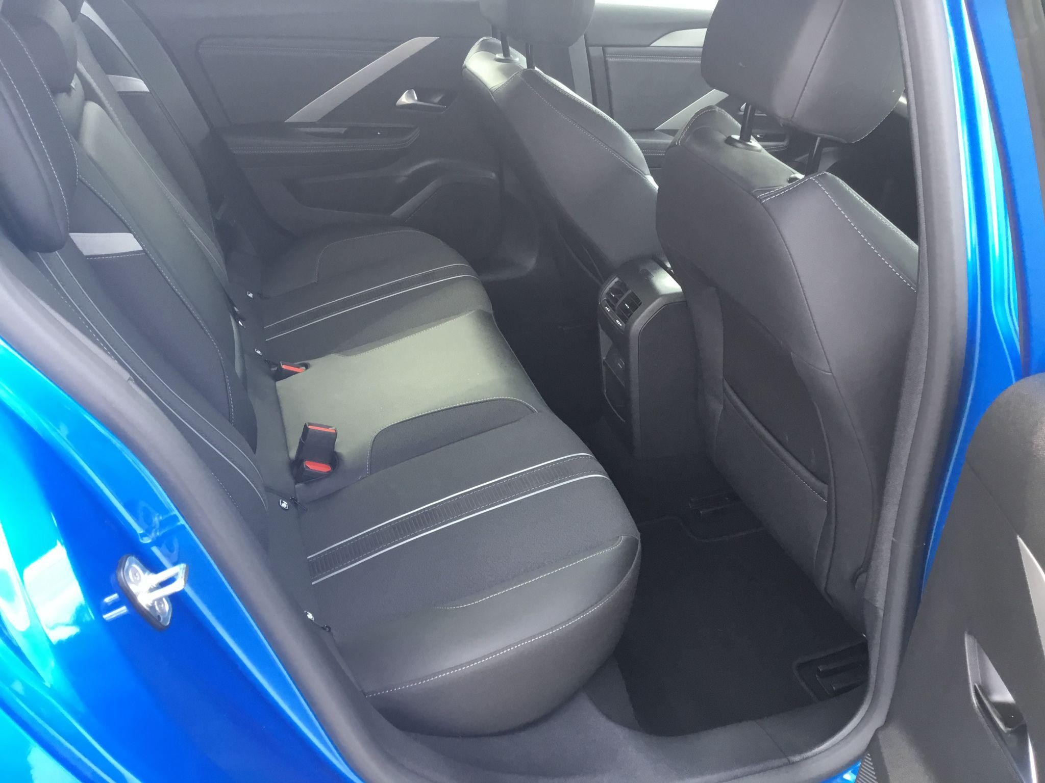 Vauxhall Astra Image 18