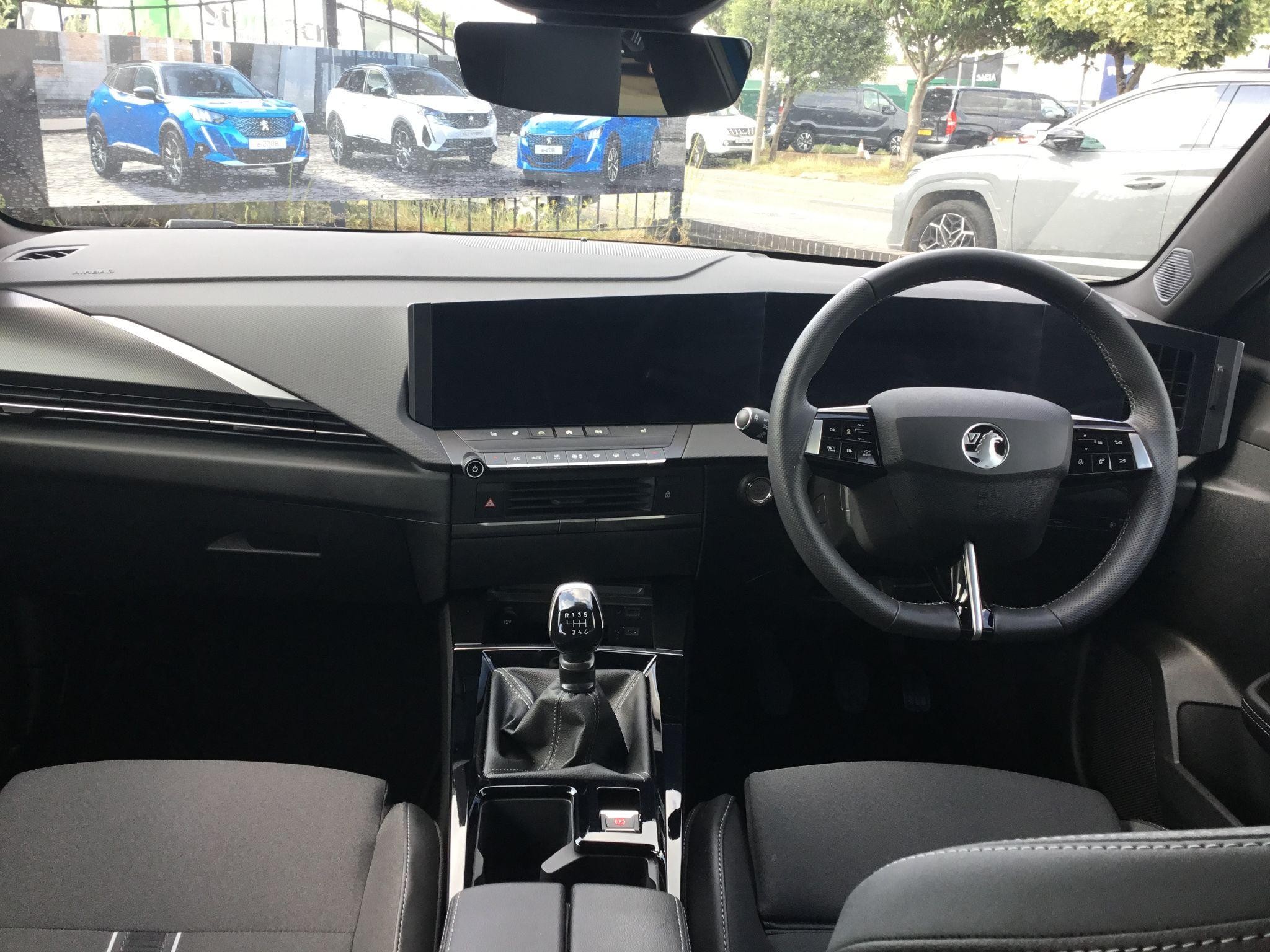 Vauxhall Astra Image 23