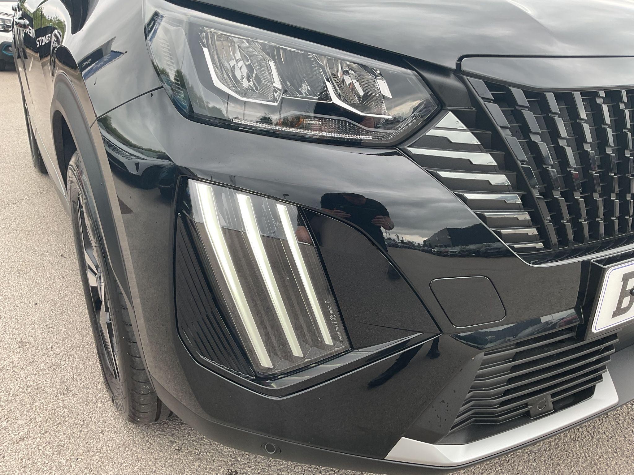 Peugeot 2008 Image 10
