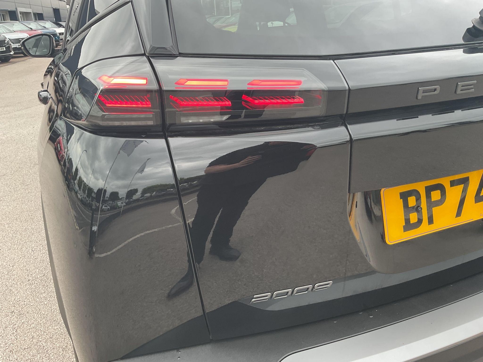 Peugeot 2008 Image 11