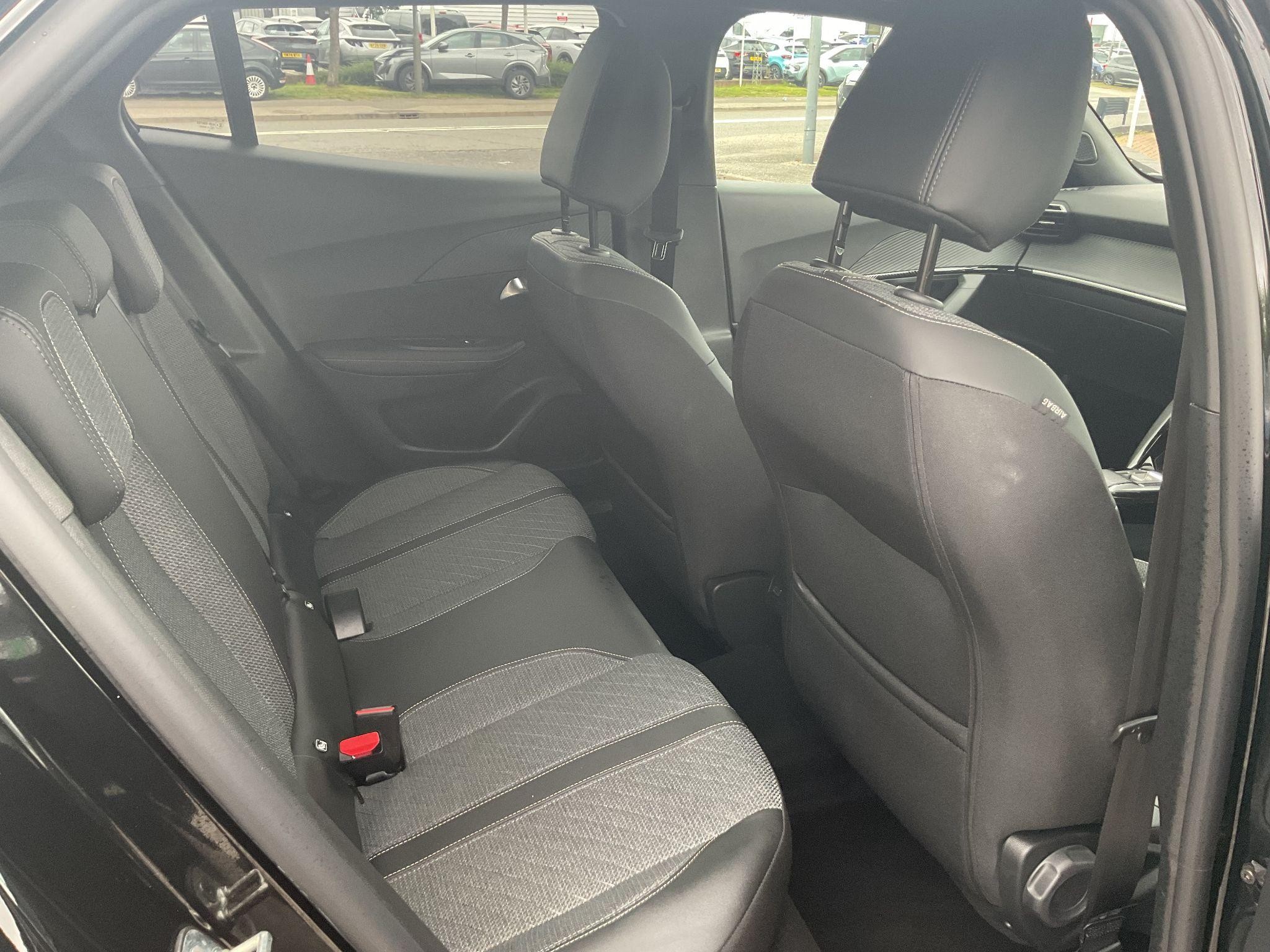 Peugeot 2008 Image 15