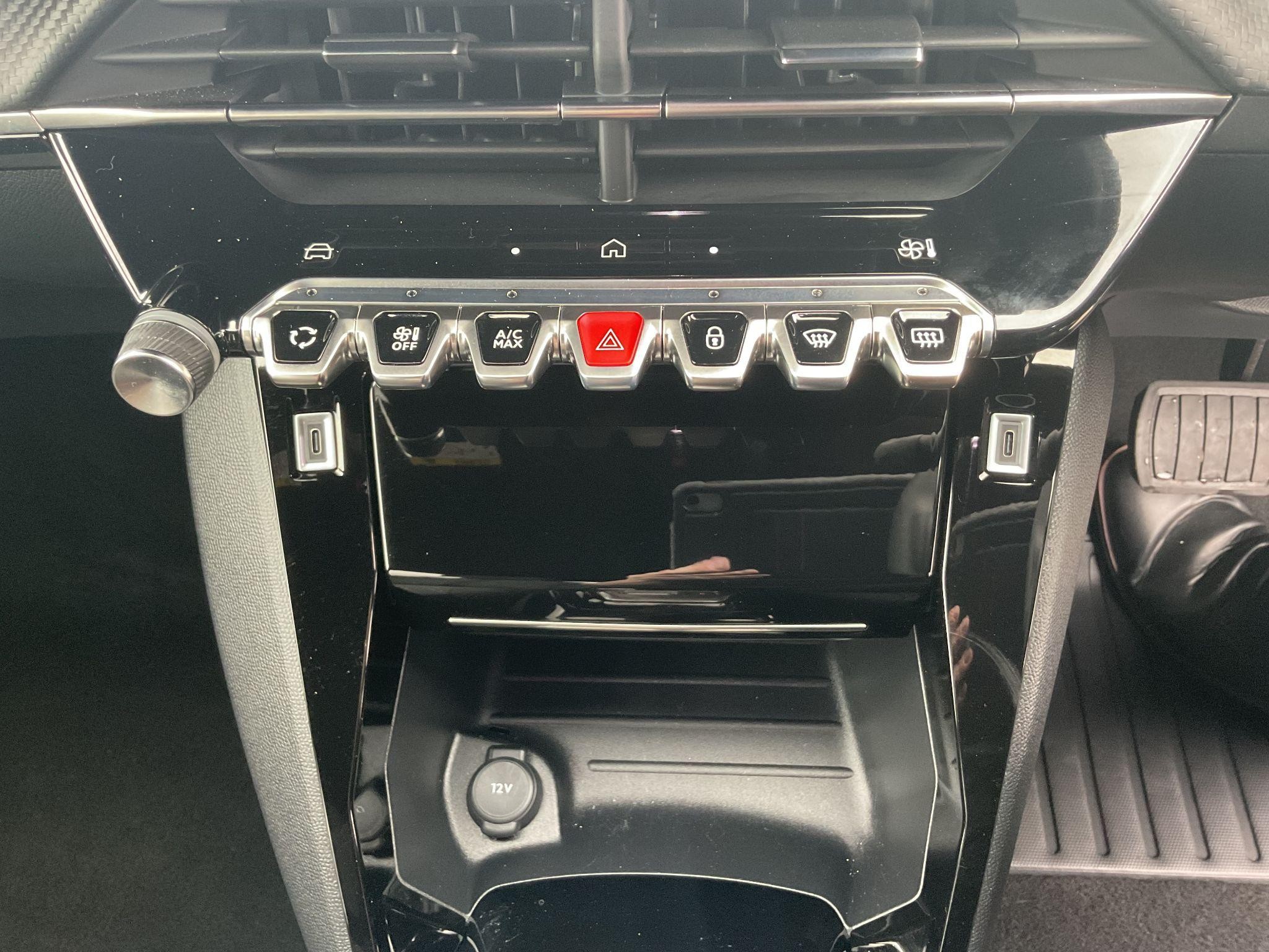 Peugeot 2008 Image 28