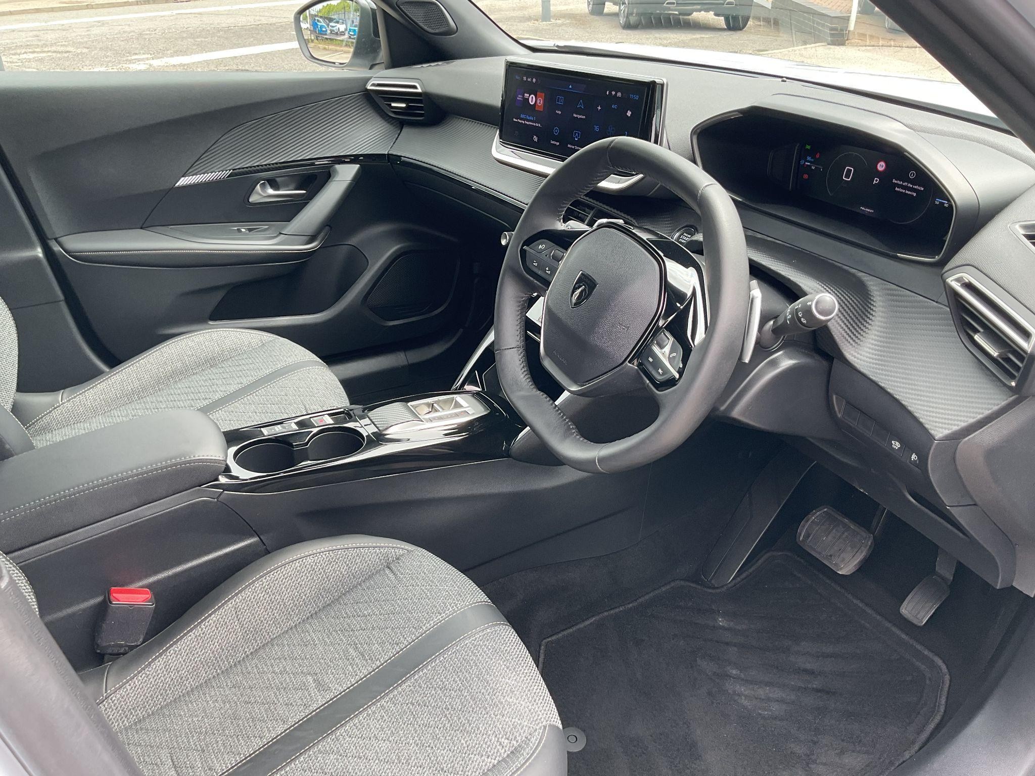 Peugeot 2008 Image 13