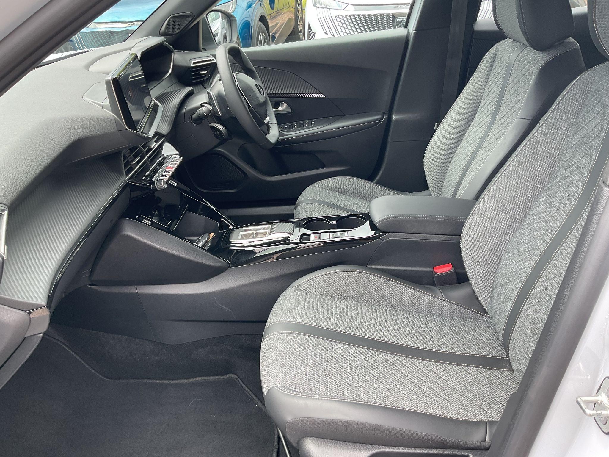 Peugeot 2008 Image 15