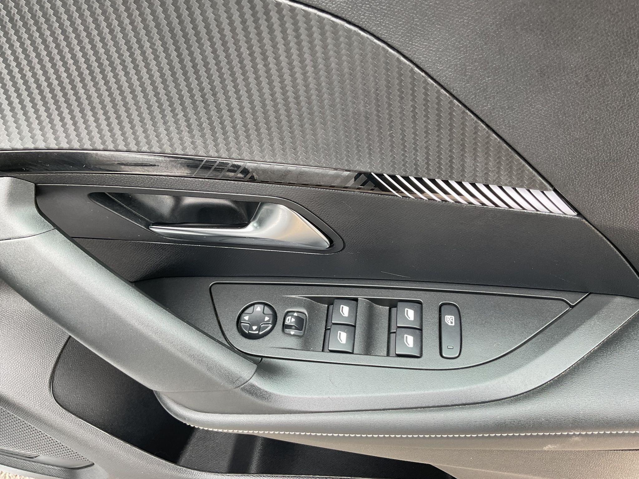 Peugeot 2008 Image 19