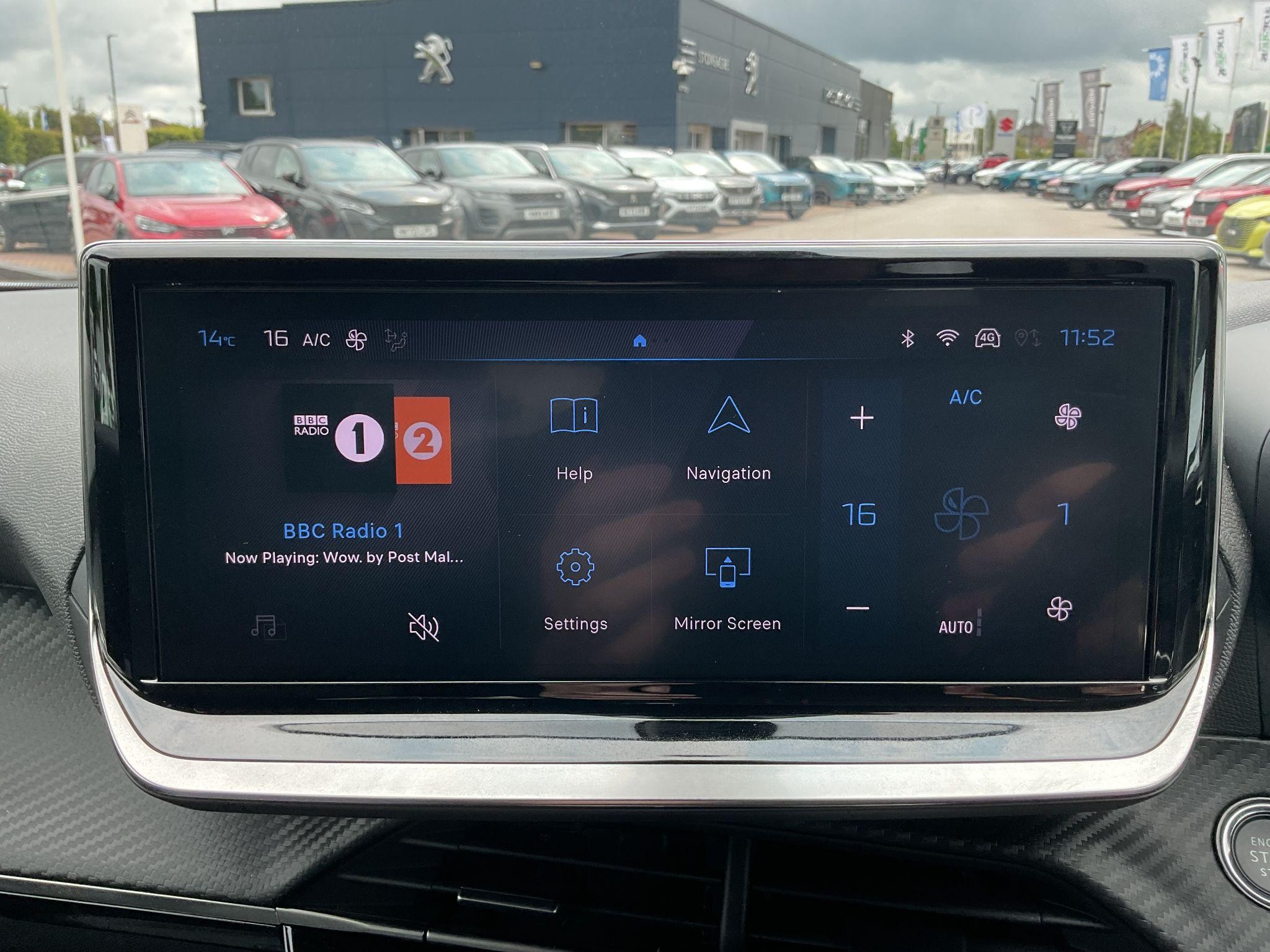 Peugeot 2008 Image 24
