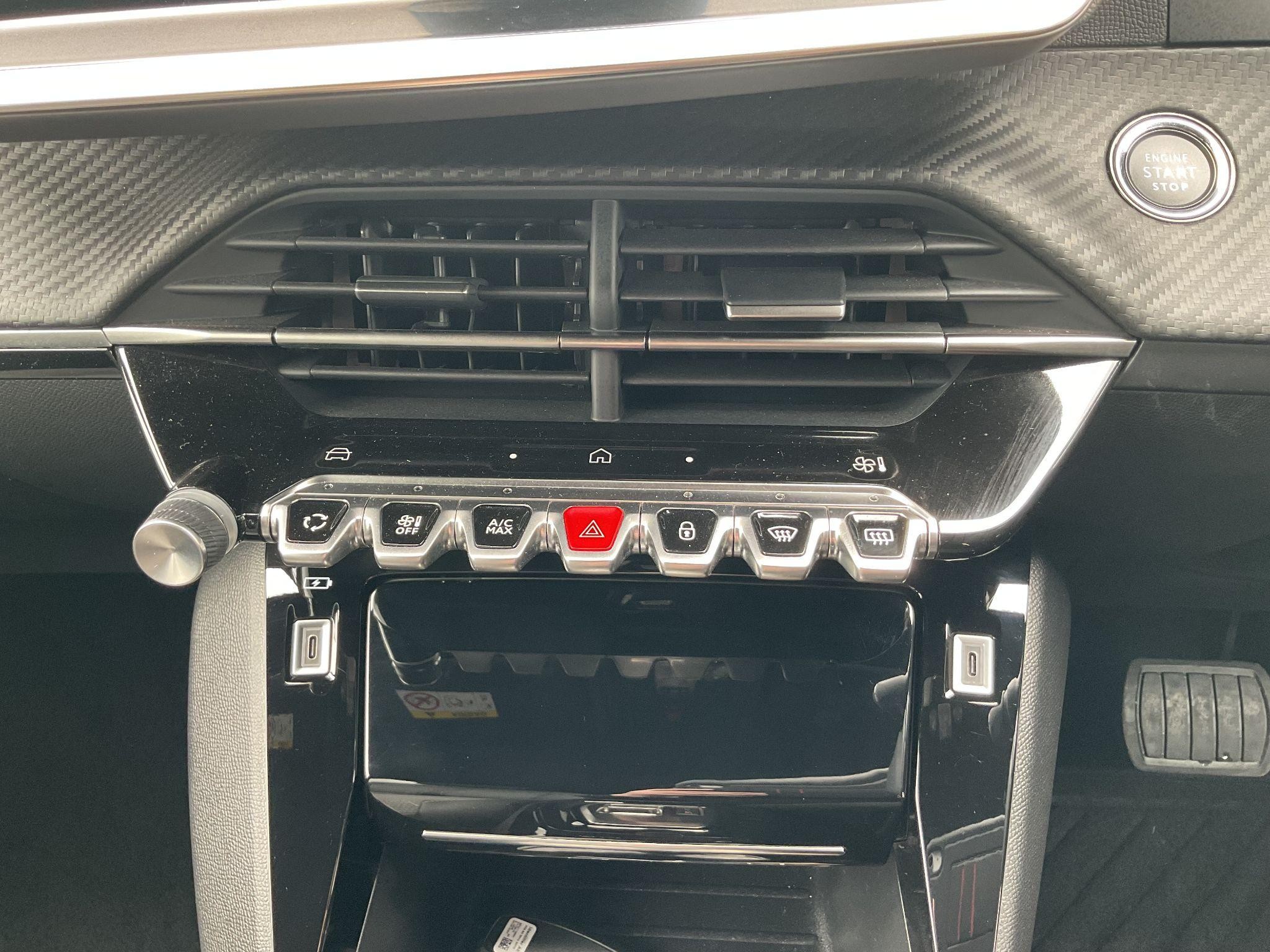 Peugeot 2008 Image 28