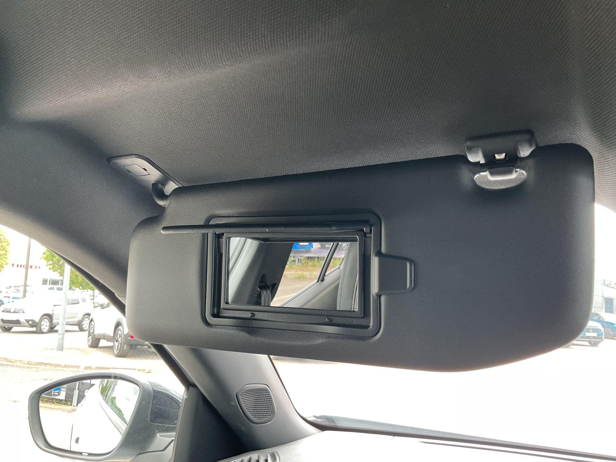 Peugeot 2008 Image 33